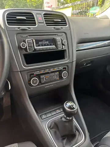 Volkswagen Golf view 13