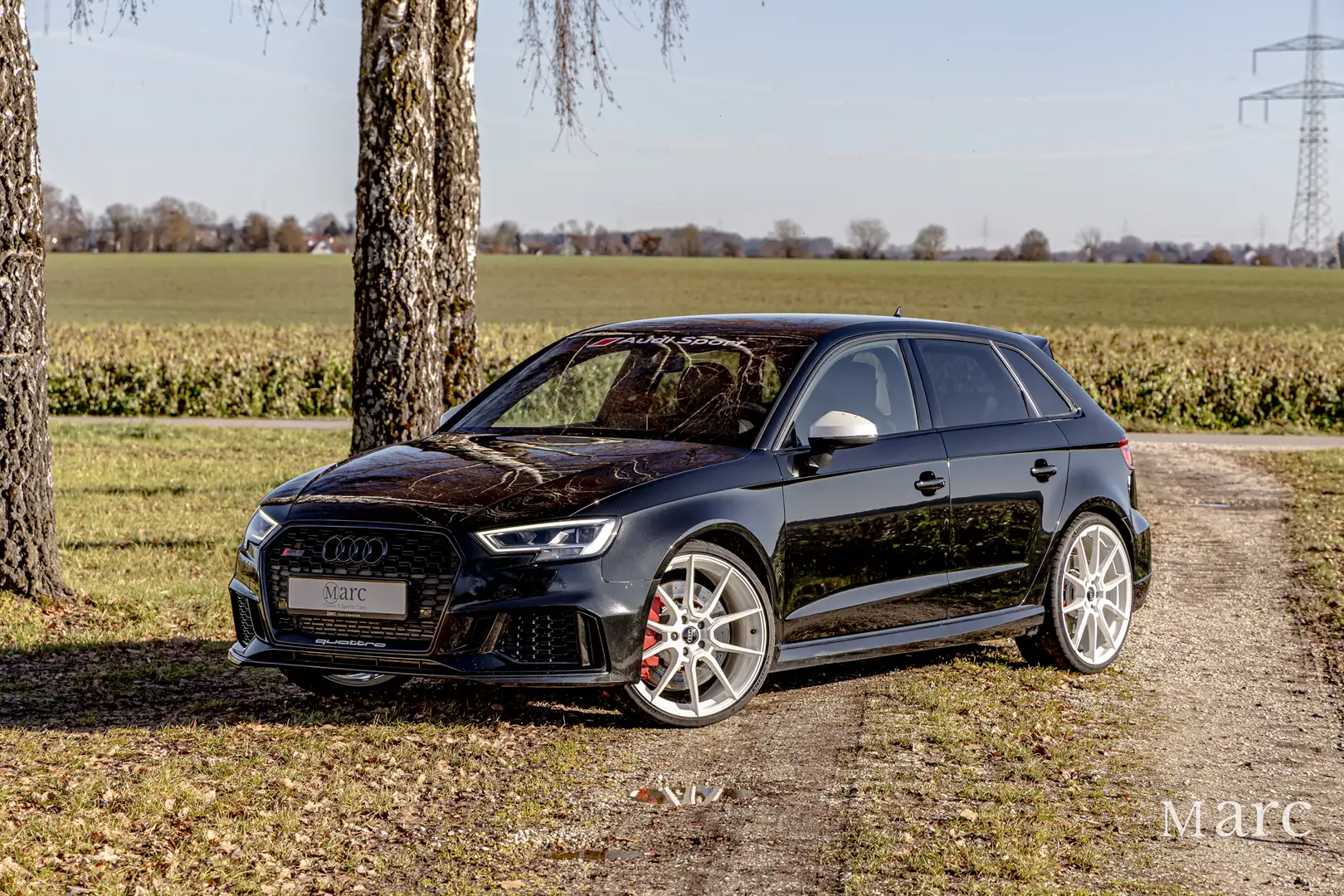 Audi RS3 2.5 TFSI quattro / MMI/Winterräder/KomfortPaket Schwarz - 1