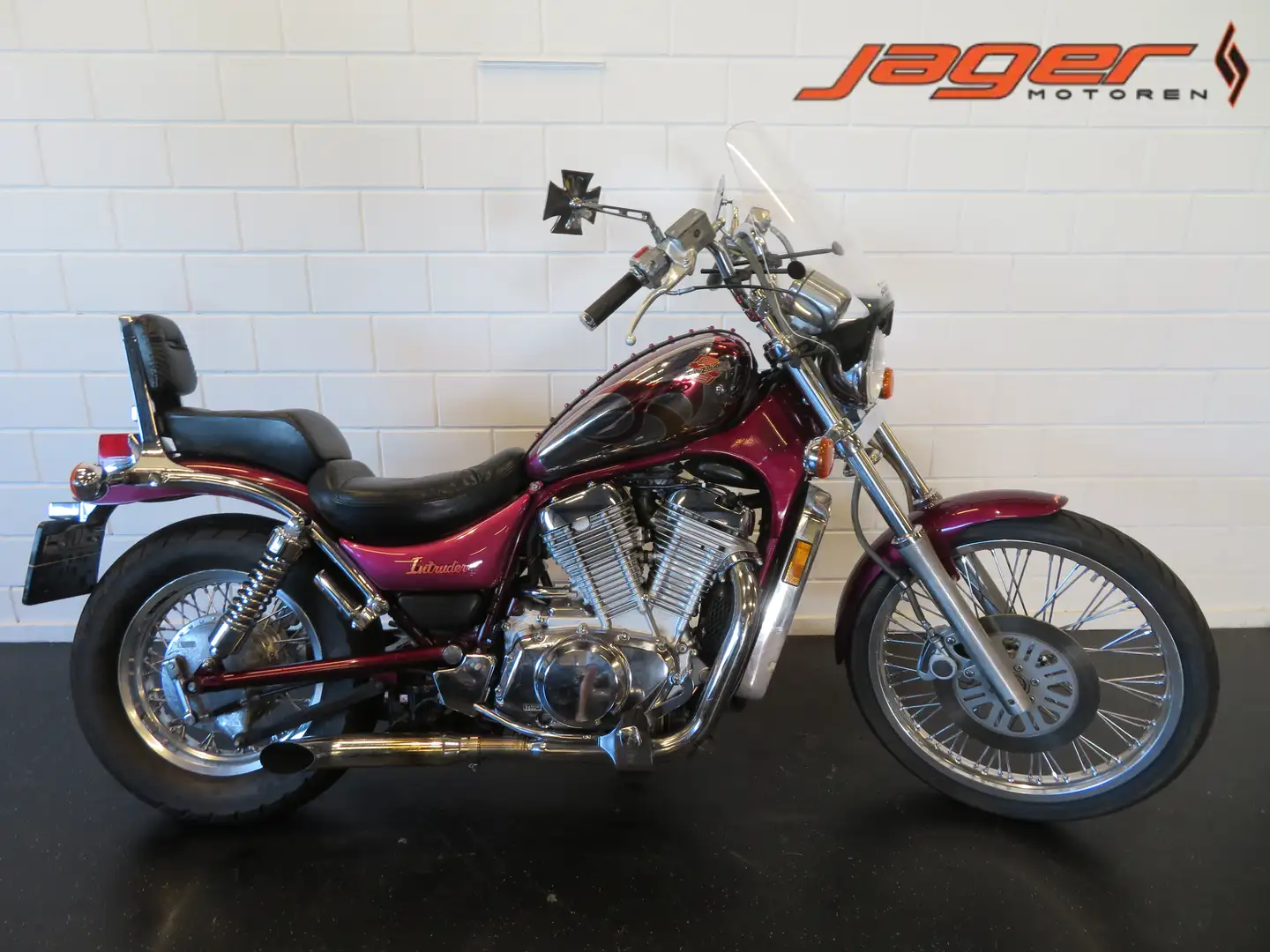 Suzuki VS 750 VS750 INTRUDER BEL NETTO PR. Rood - 1