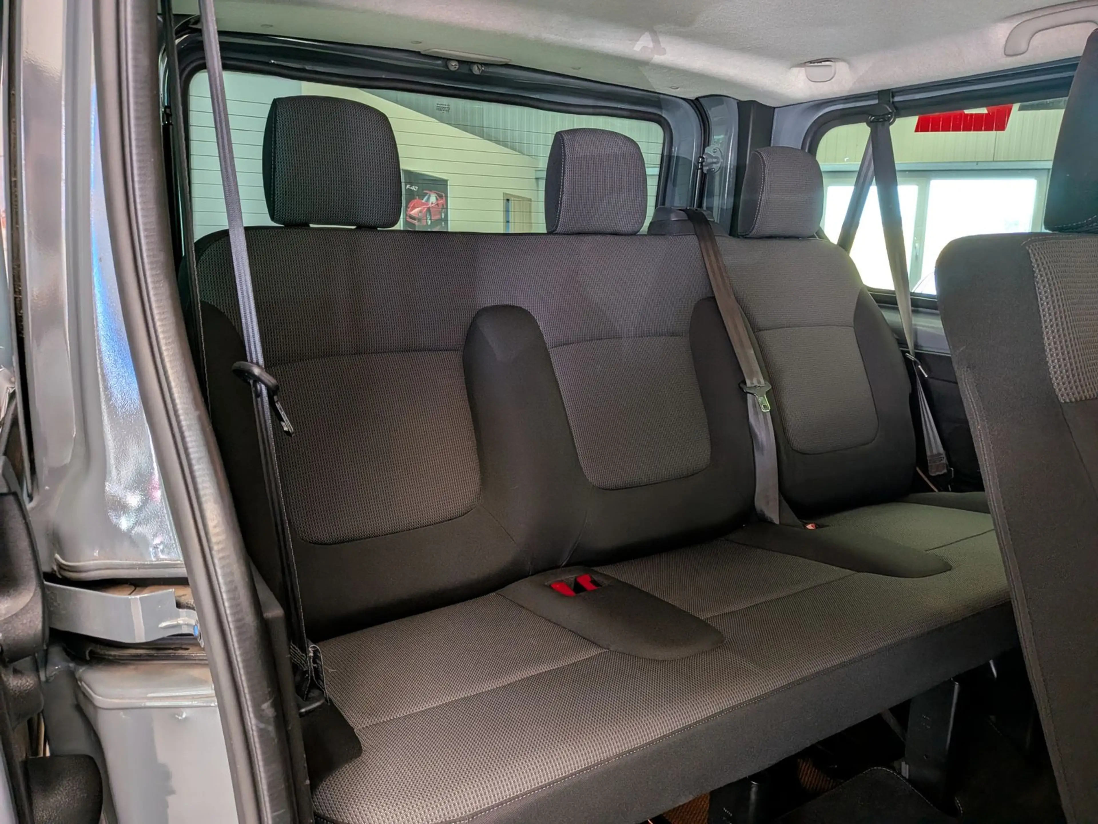 Renault Trafic L1H1 Life NAVI*CAM*LED*TEMPOMAT*9-SITZE — photo 13