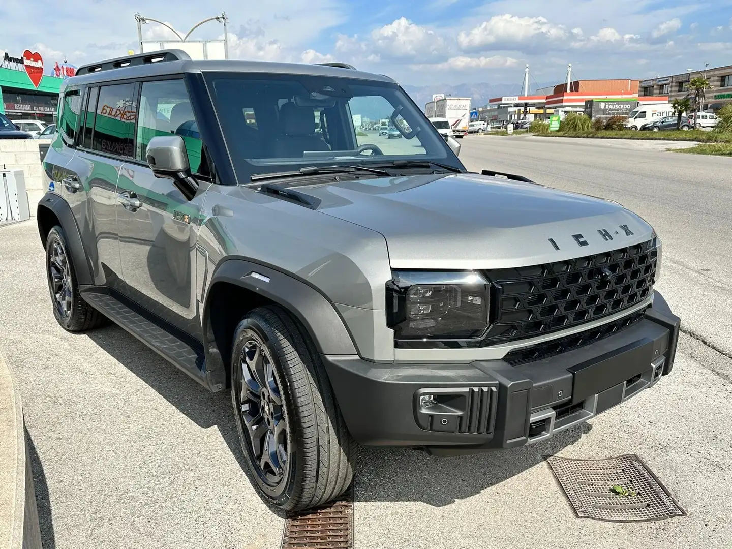 ICH-X K3 2.0 turbo benzina 4x4 245cv AUT Oro - 1