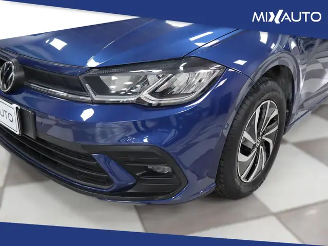 Volkswagen Polo view 9