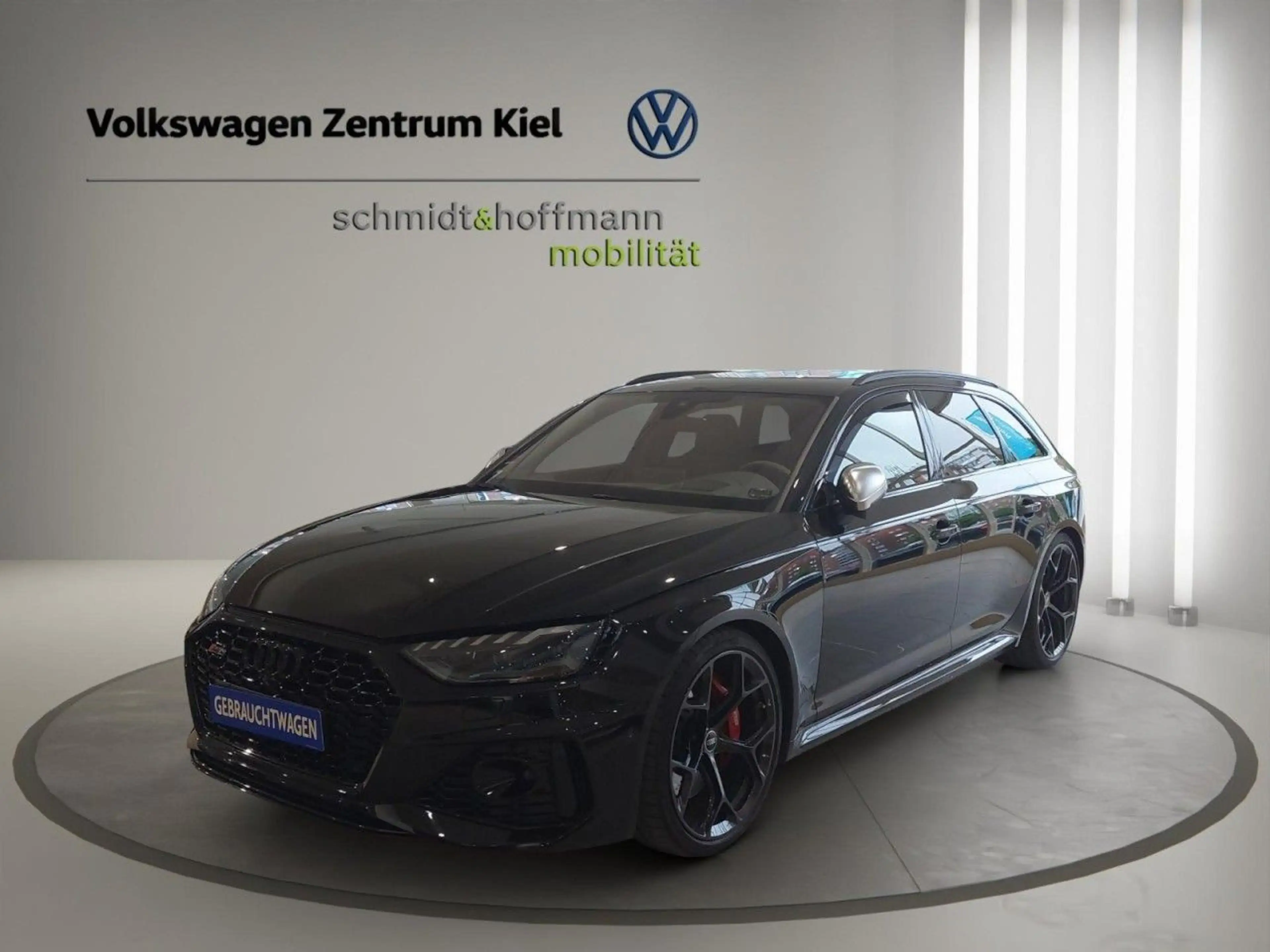 Audi RS4 Avant 2.9 TFSI quattro (EURO 6d) Klima Navi Leder