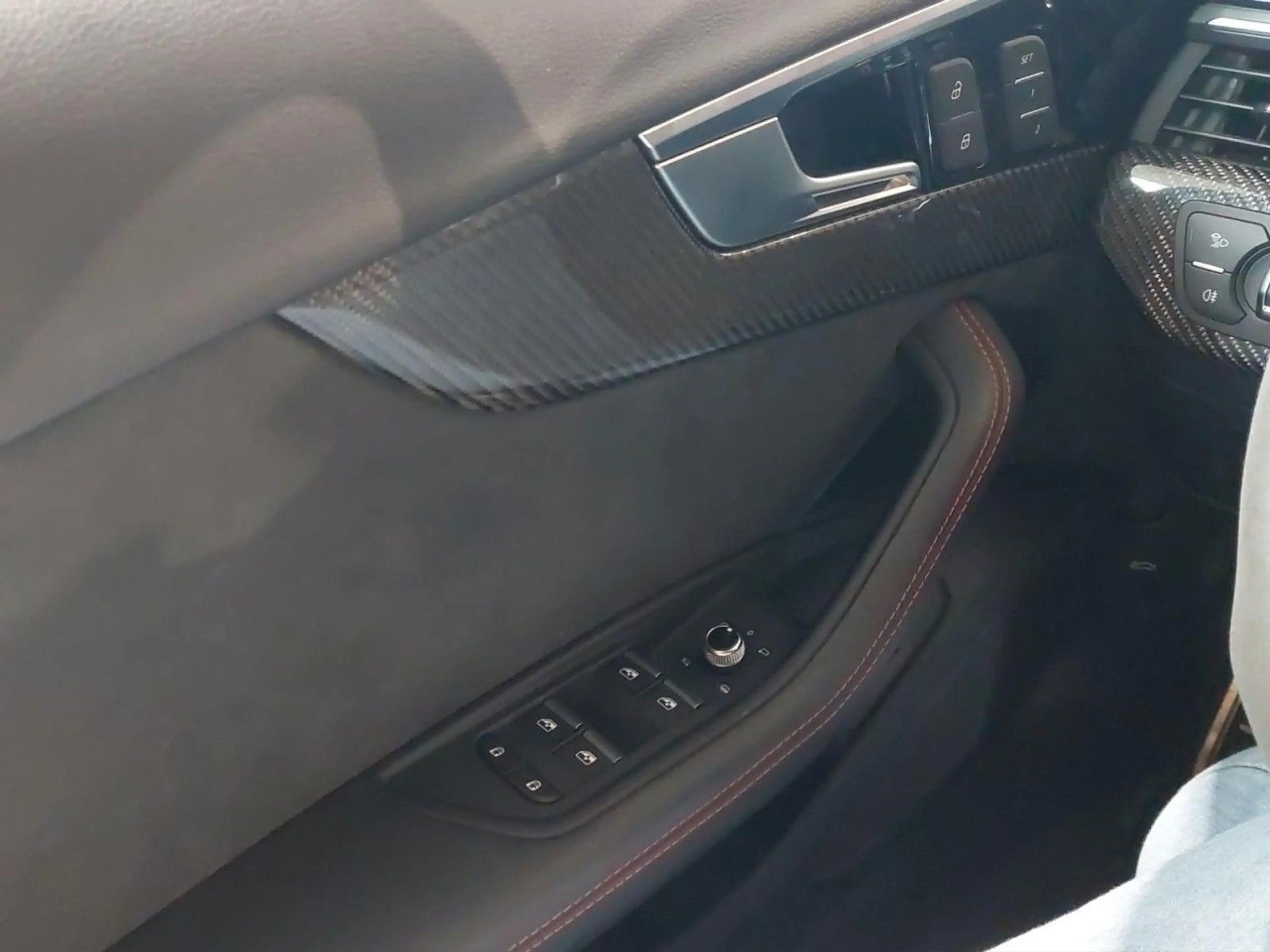 Audi RS4 Avant 2.9 TFSI quattro (EURO 6d) Klima Navi Leder — photo 29