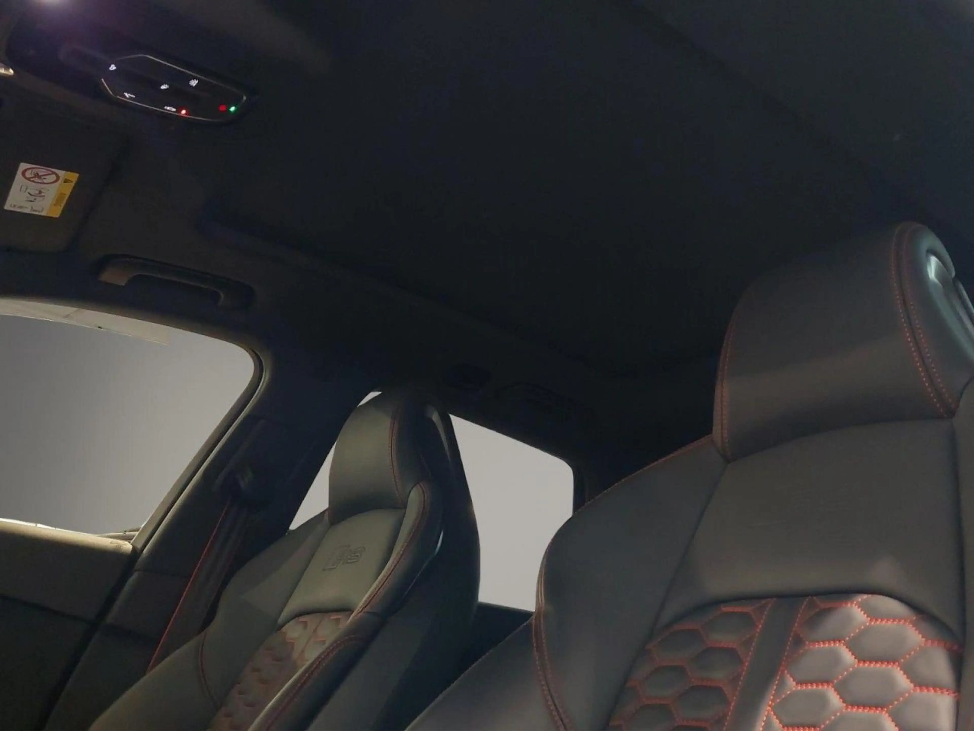 Audi RS4 Avant 2.9 TFSI quattro (EURO 6d) Klima Navi Leder — photo 27