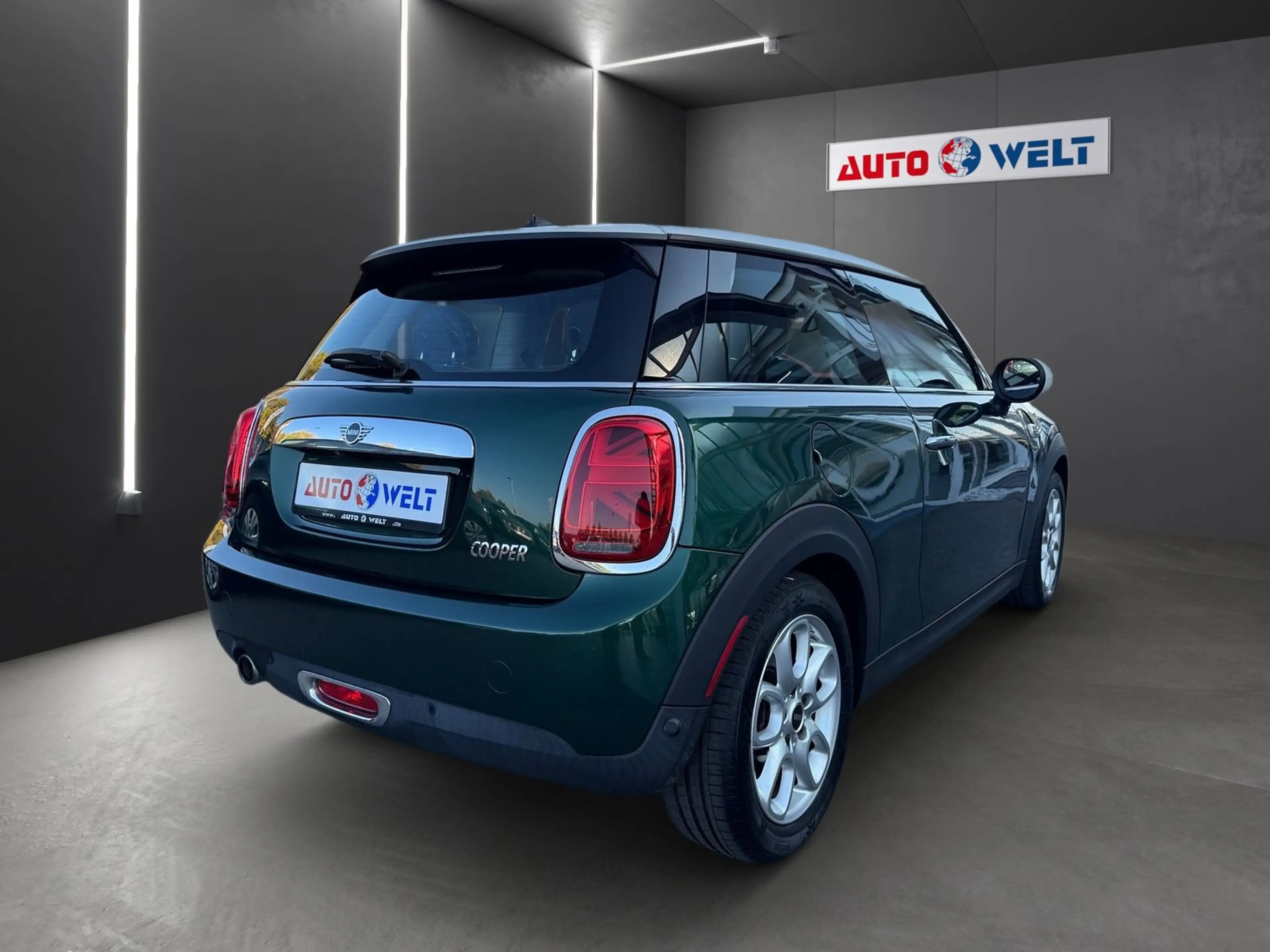 MINI Cooper S Mini 1.6 Cooper S LED Keyless-Go Sitzheizung PDC — photo 4