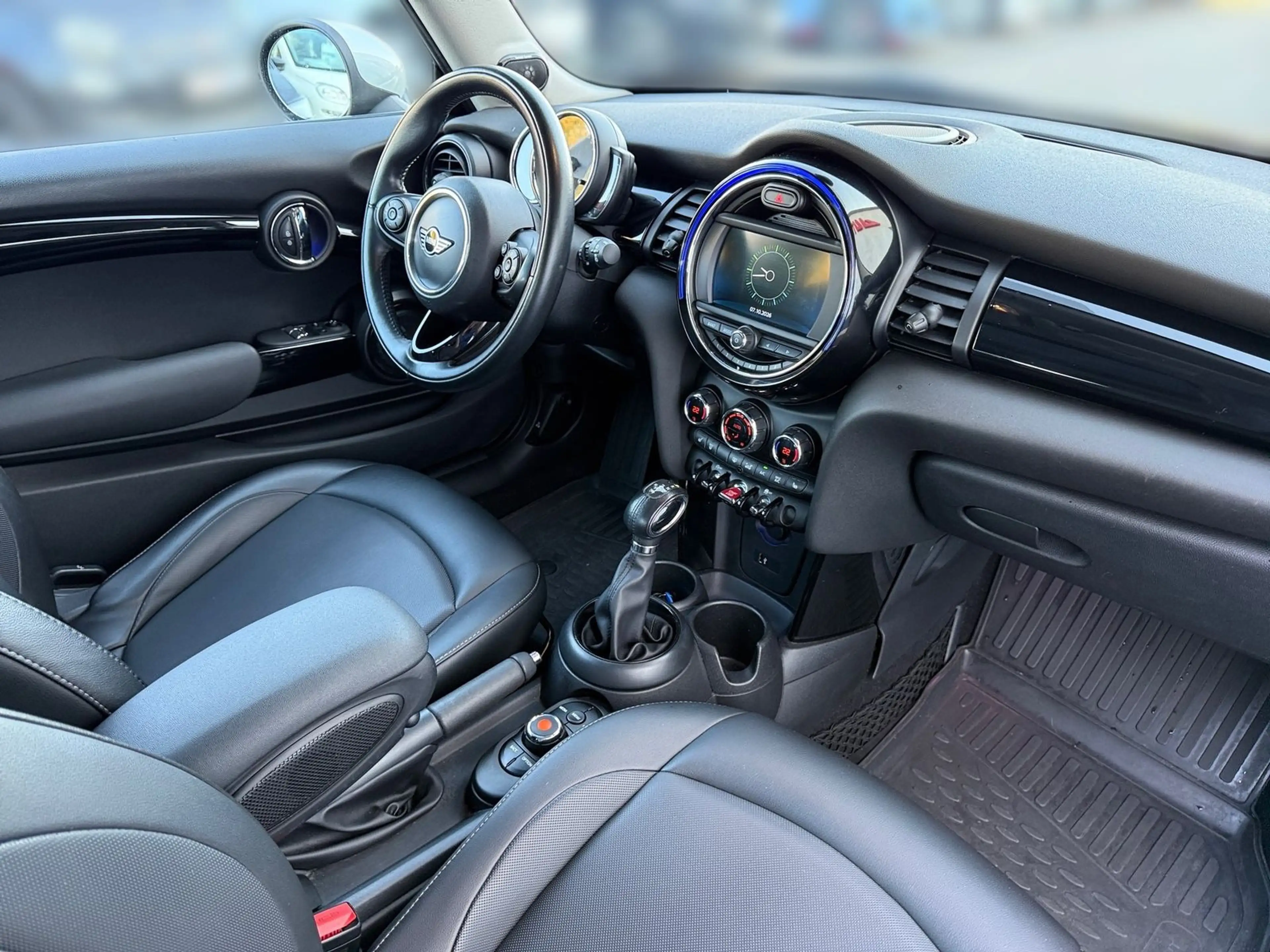 MINI Cooper S Mini 1.6 Cooper S LED Keyless-Go Sitzheizung PDC — photo 14