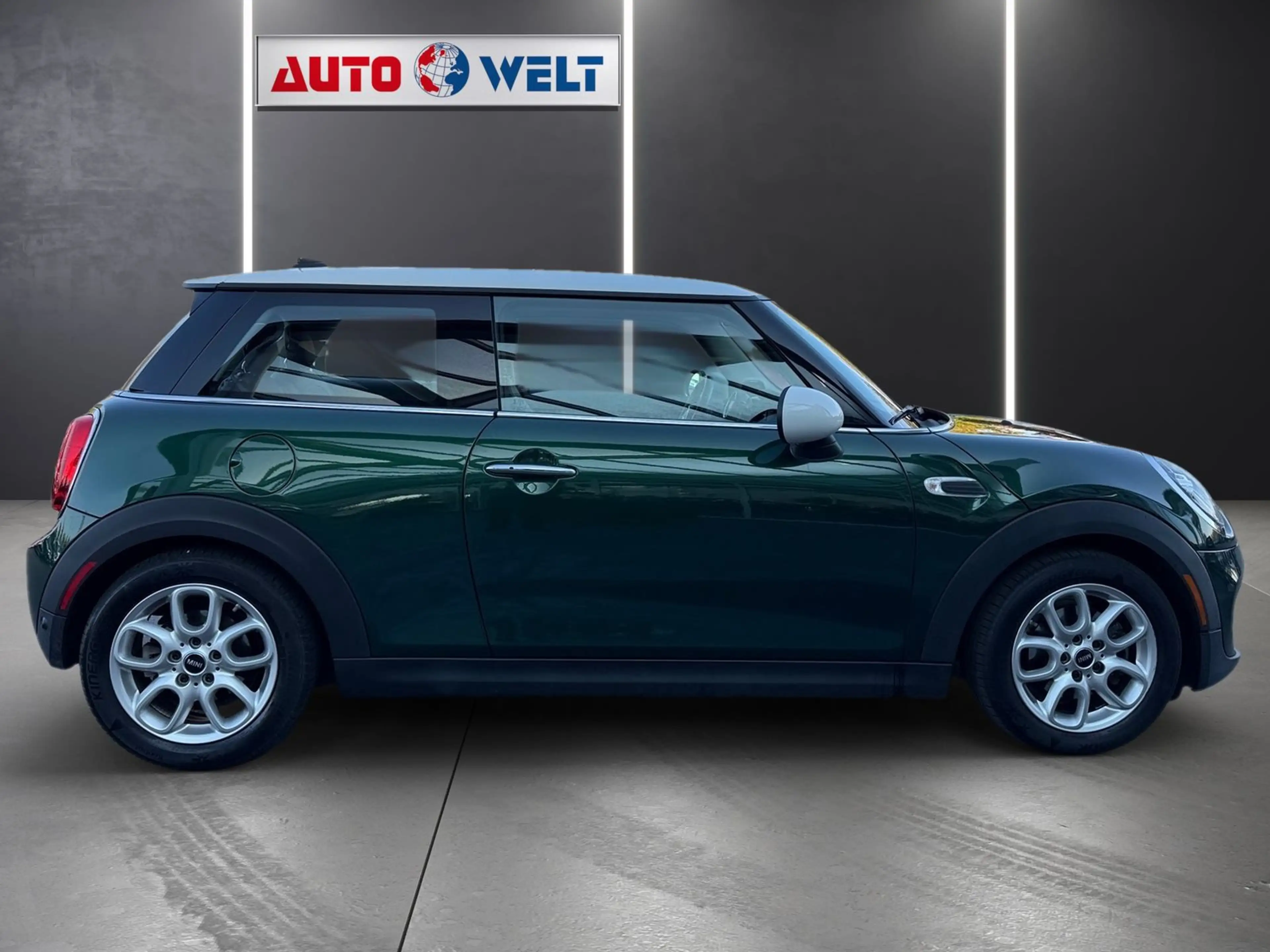 MINI Cooper S Mini 1.6 Cooper S LED Keyless-Go Sitzheizung PDC — photo 3