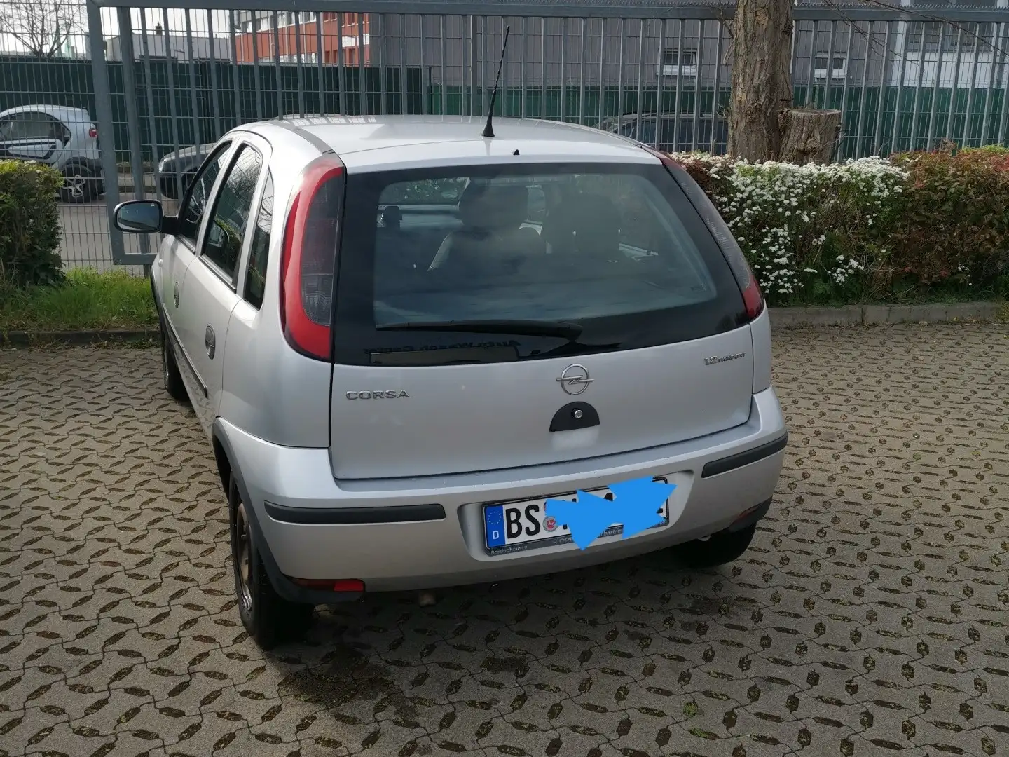 Opel Corsa 1.2 16V - 1