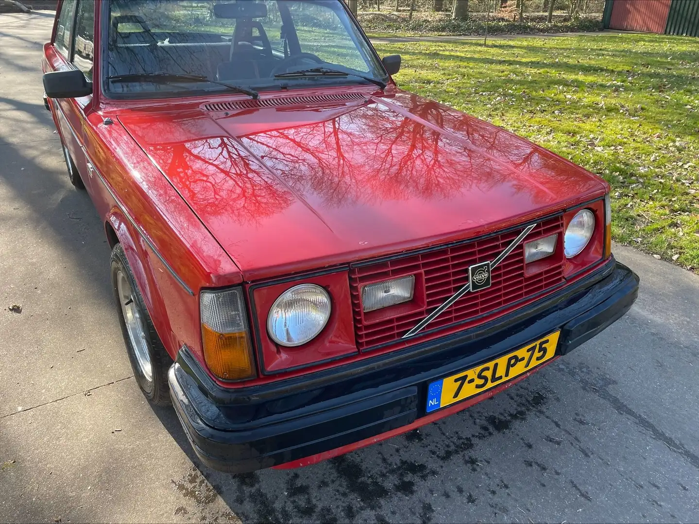 Volvo 240 242GT B230FT Rood - 1