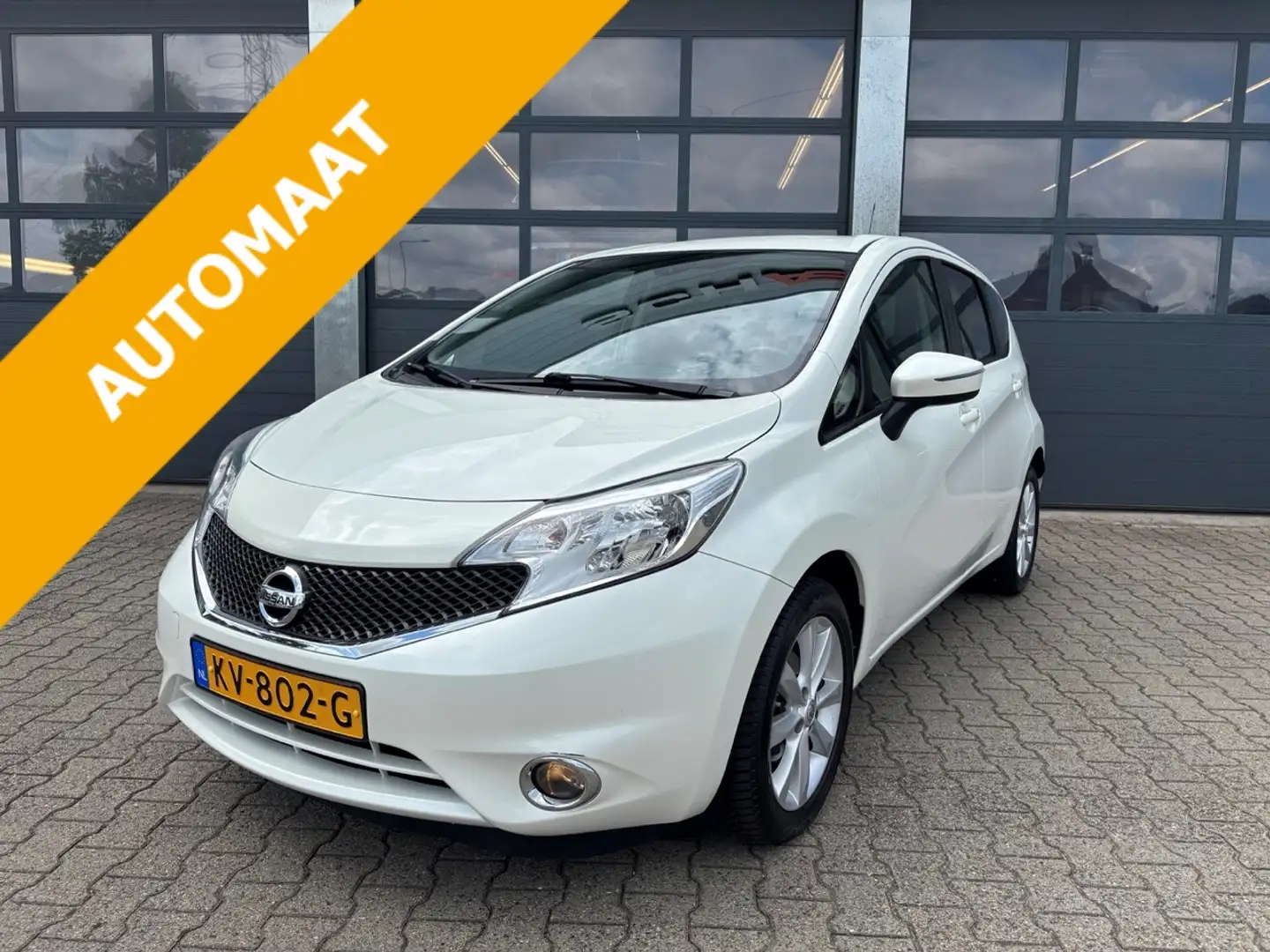 Nissan Note 1.2 98pk DIG-S Connect Edition Automaat Wit - 1