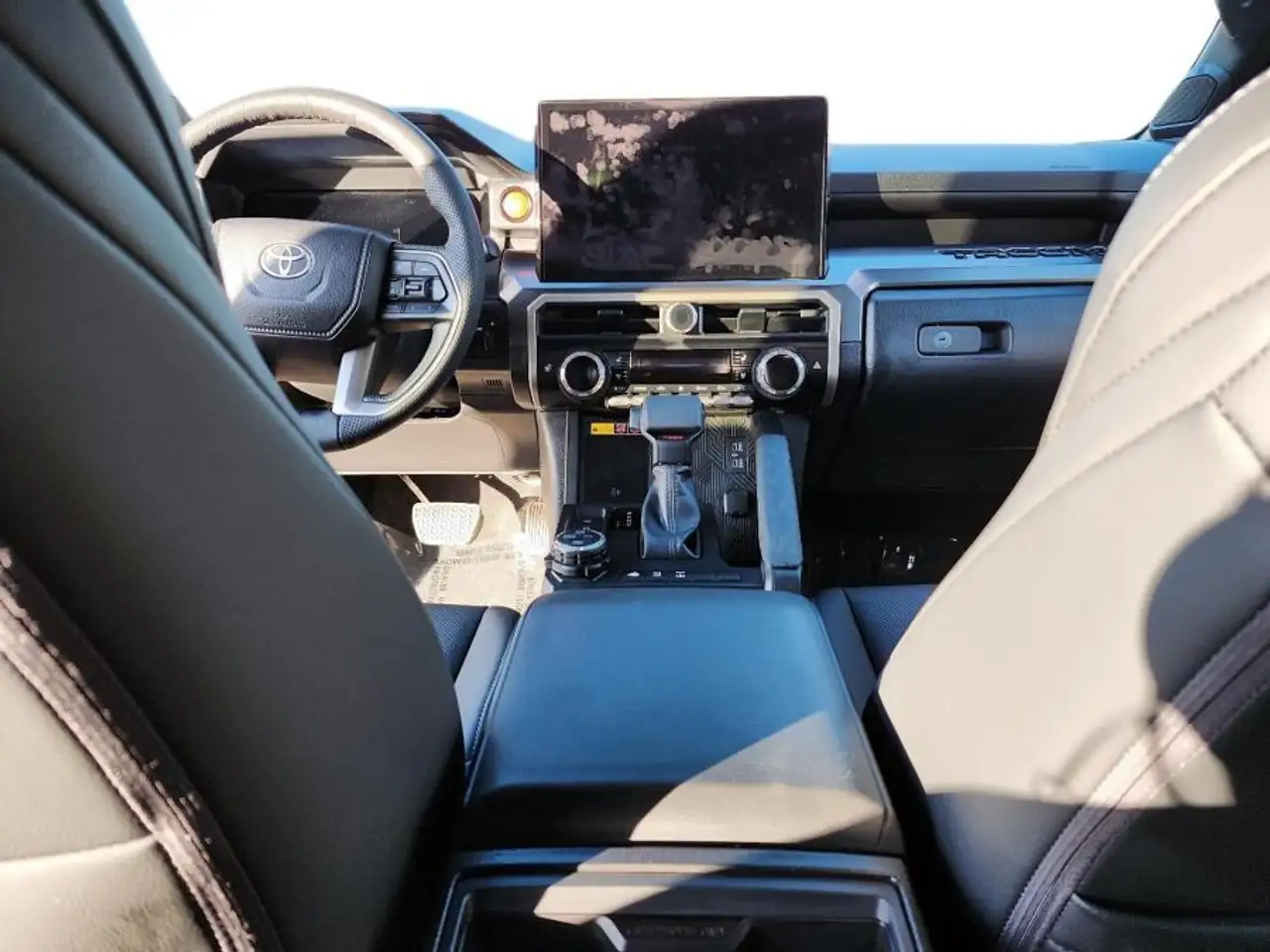 Toyota Tacoma снимка Toyota Tacoma