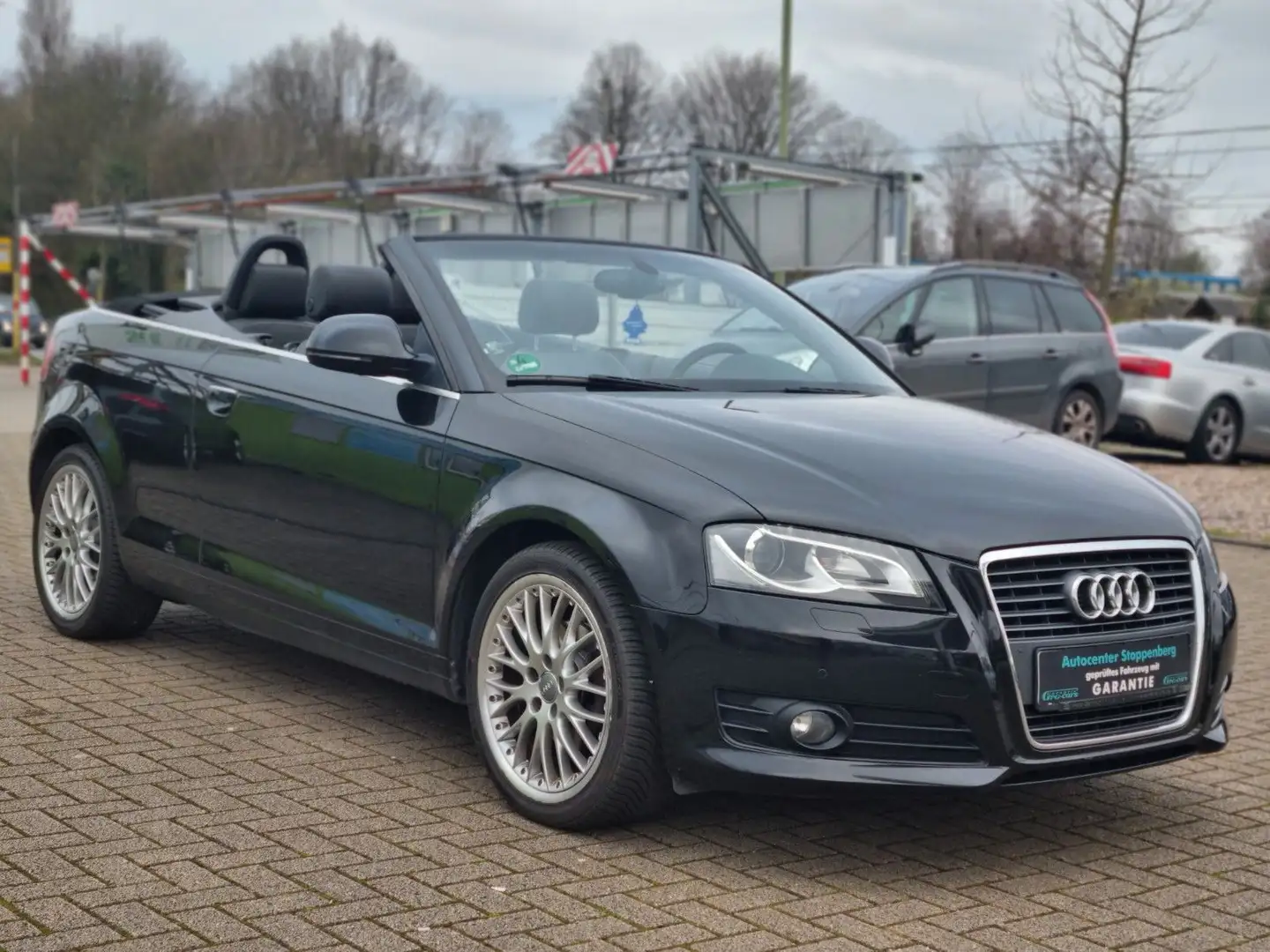 Audi A3 Cabriolet Ambition 2.0 TDI/Standheizung/Xenon Noir - 1