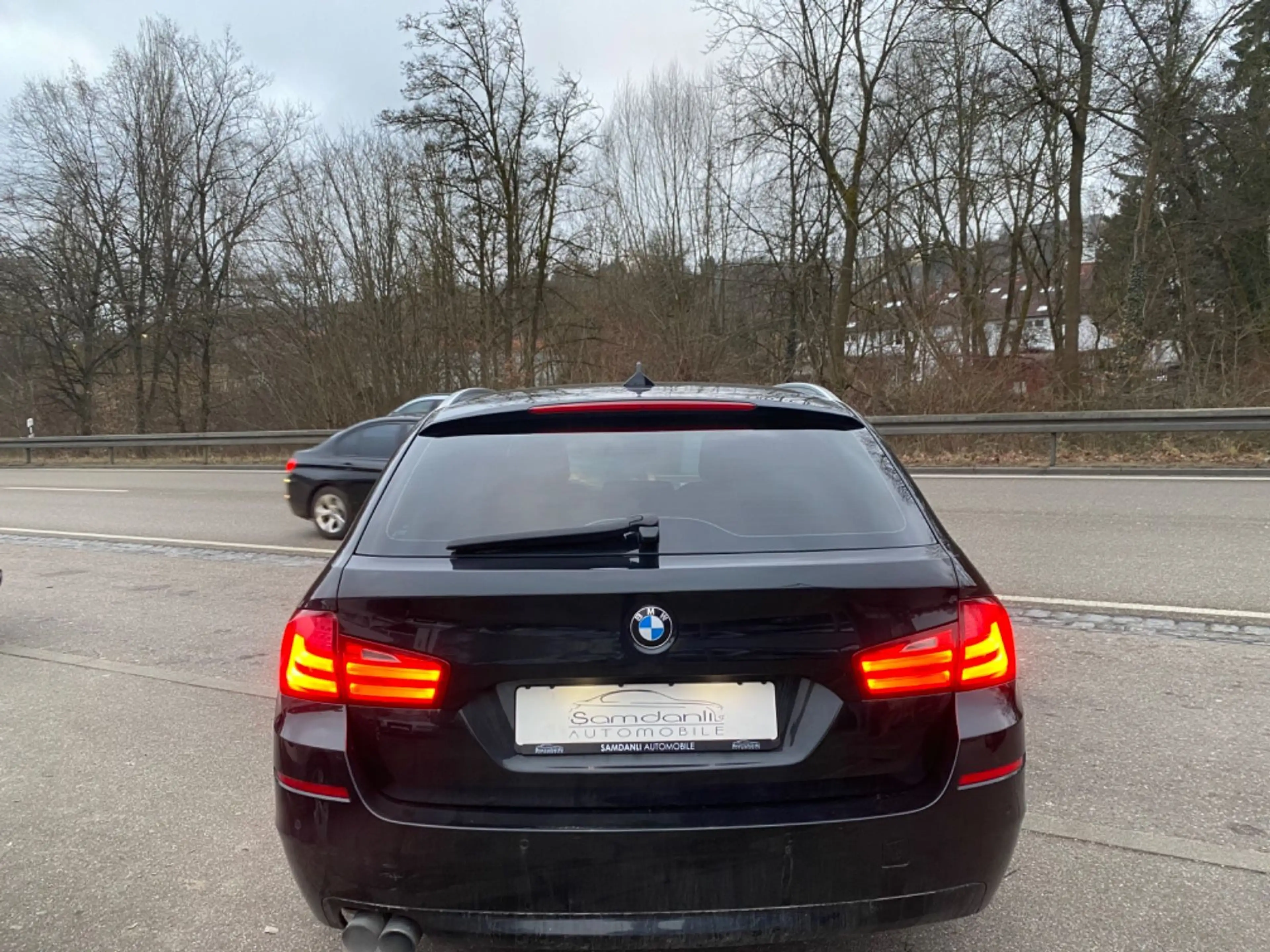 BMW 525 5-er 525 d Touring*LEDER*NAVI*BLUETOOTH*BI-XENON — photo 10