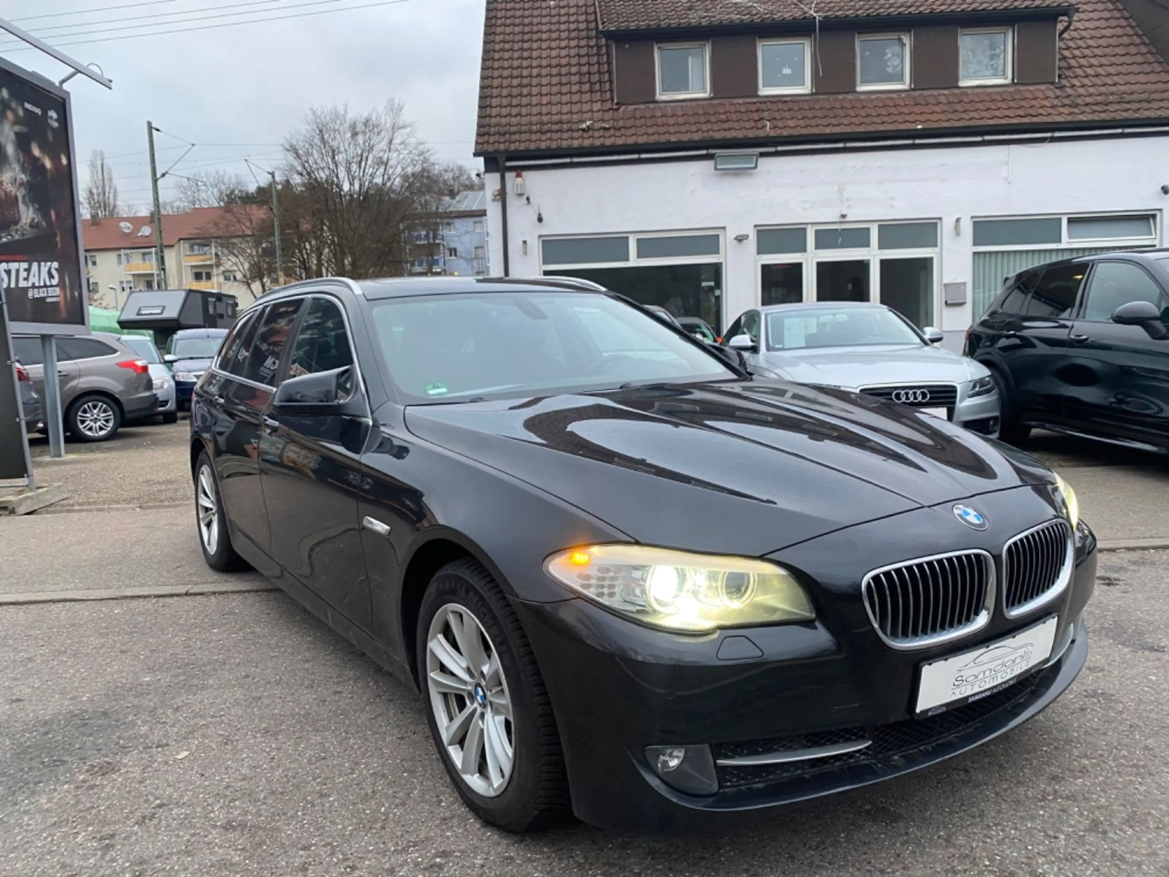 BMW 525 5-er 525 d Touring*LEDER*NAVI*BLUETOOTH*BI-XENON — photo 4
