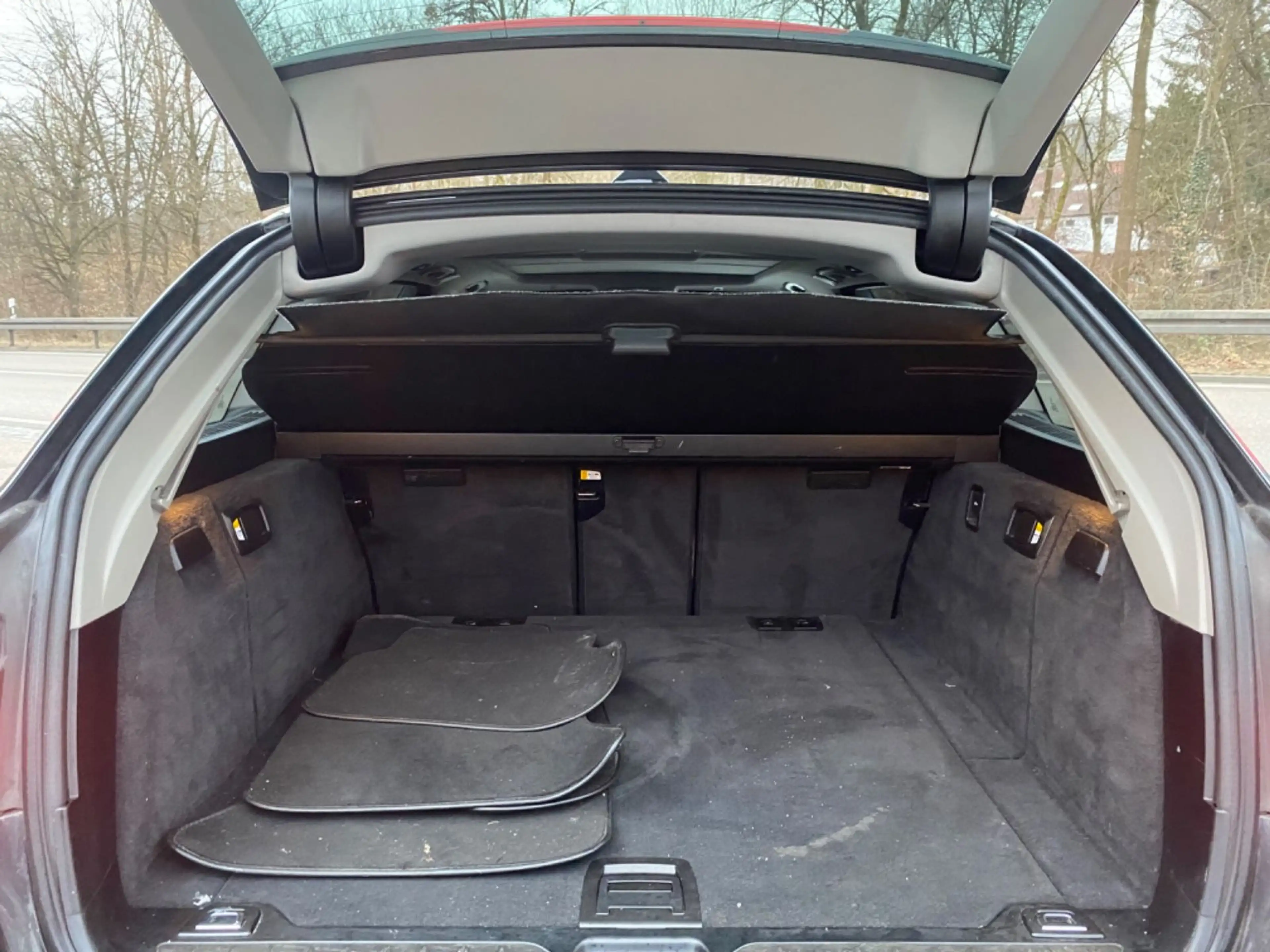 BMW 525 5-er 525 d Touring*LEDER*NAVI*BLUETOOTH*BI-XENON — photo 11
