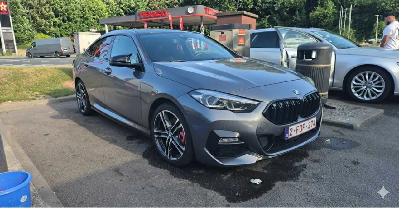 BMW 216