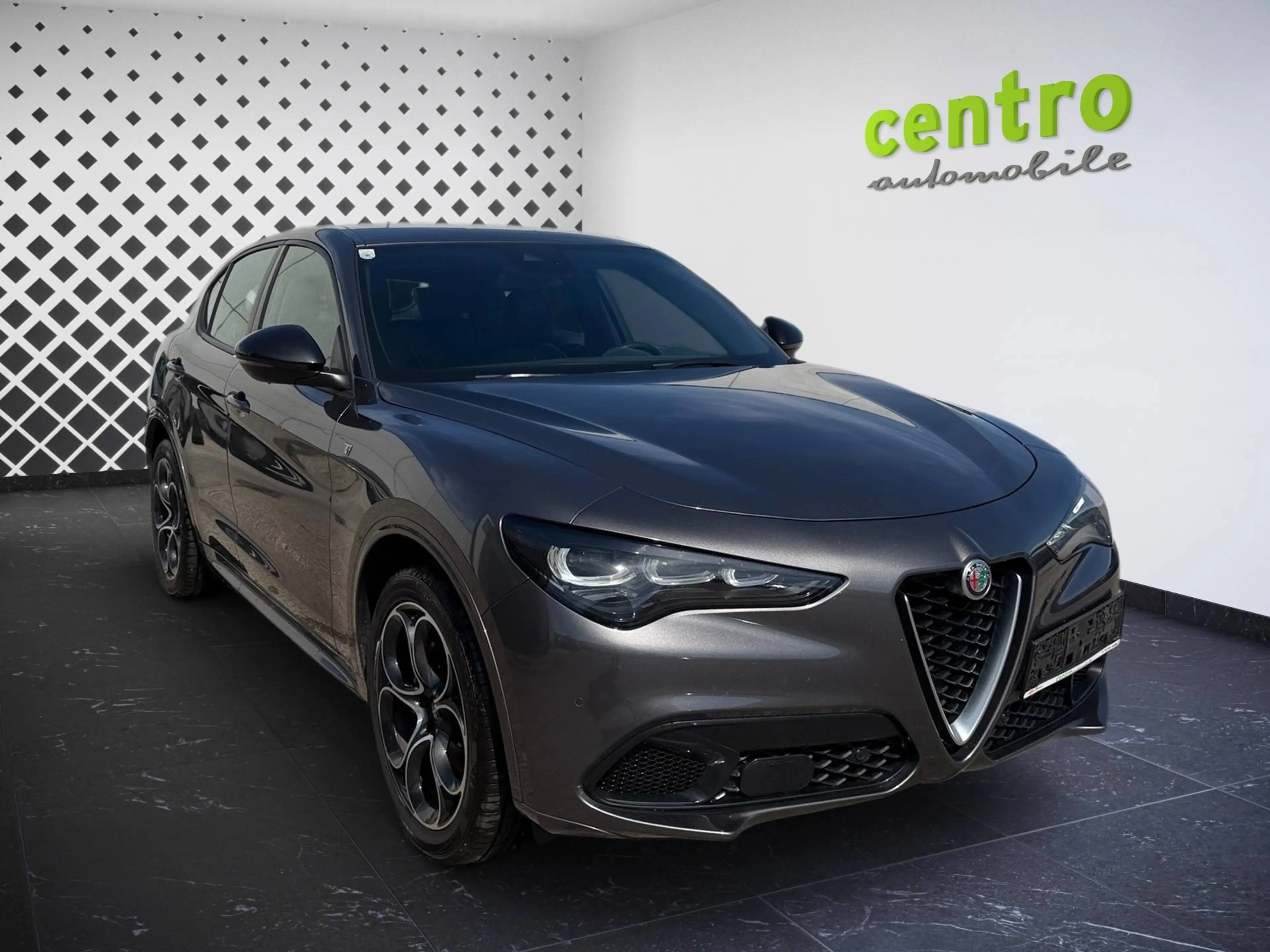 Alfa Romeo Stelvio 2,2 Ti Q4 210 8x bereift — photo 4
