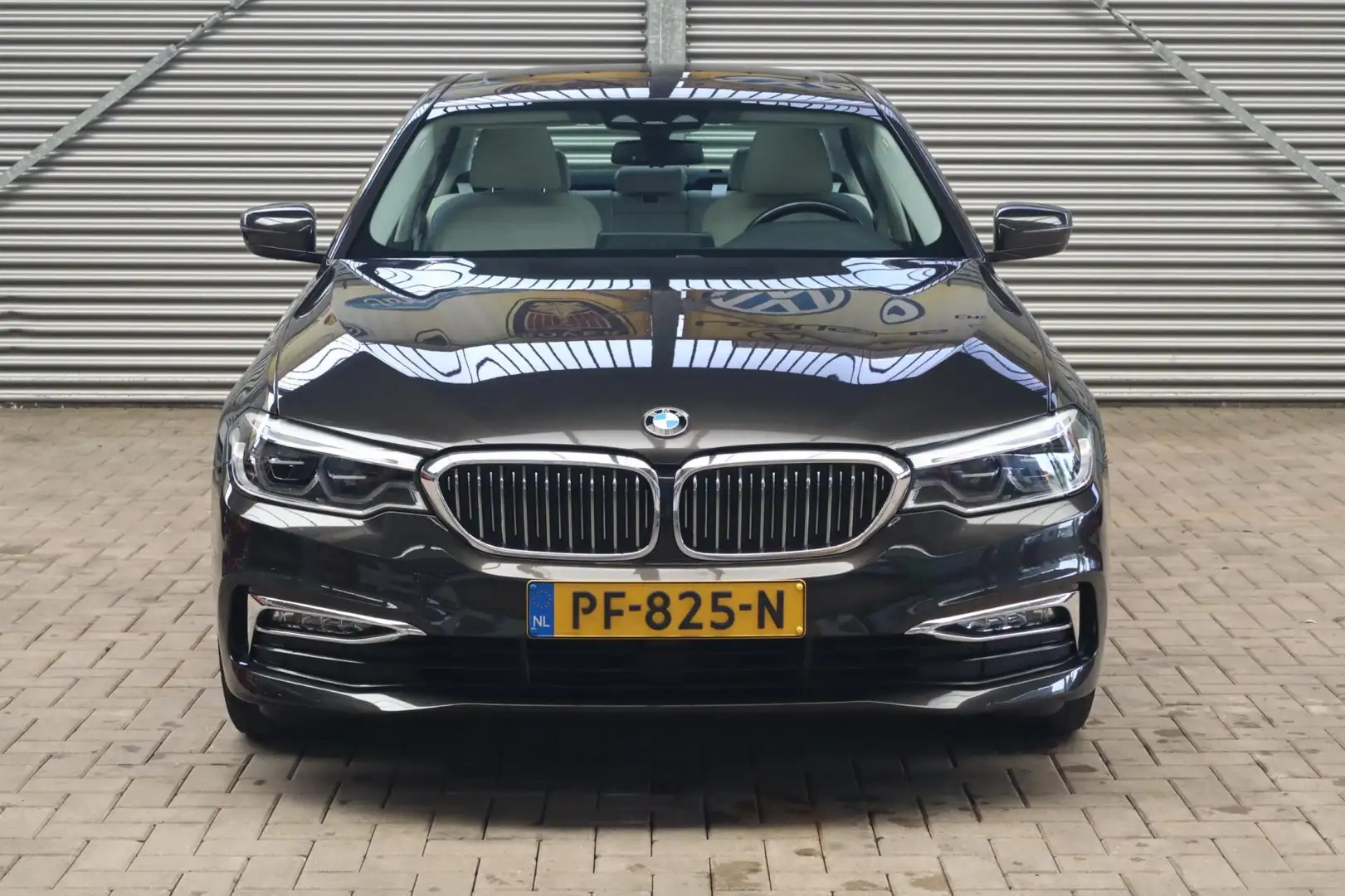 BMW 530 5-serie 530i High Executive | ORIGINEEL NL!| PANO Bruin - 2