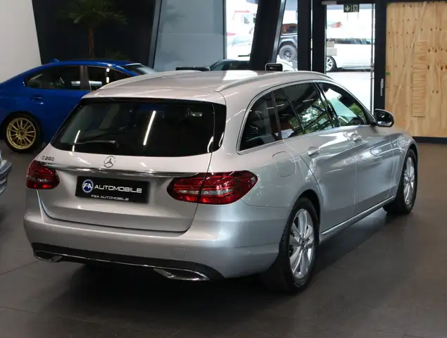 Mercedes-Benz C-Class view 5