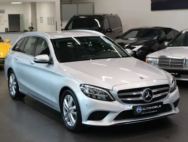 Mercedes-Benz C-Class view 2