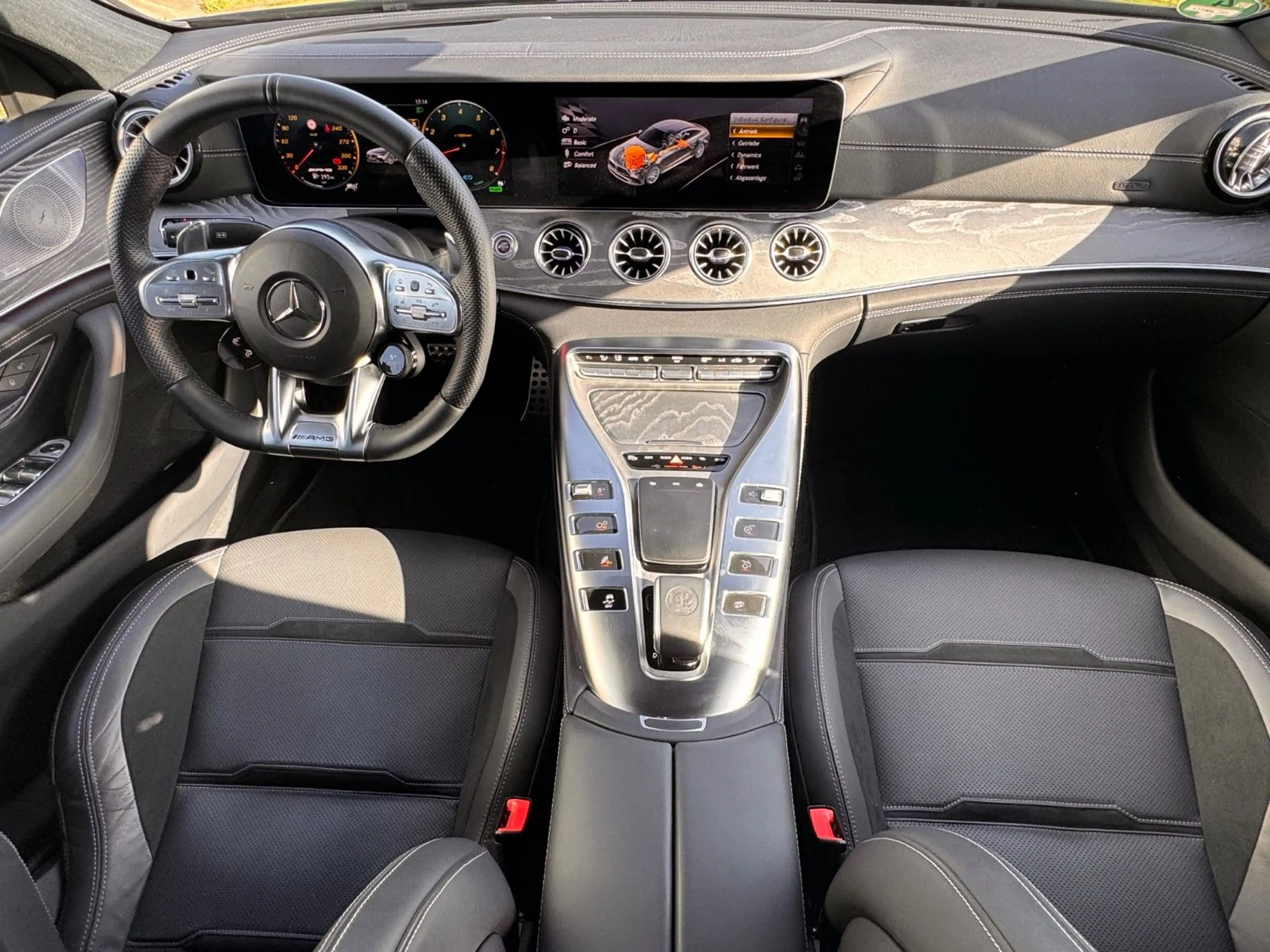 Mercedes-Benz AMG GT 4-trg. 43 4Matic+*BURMESTER*PANO*NIGHT* — photo 13