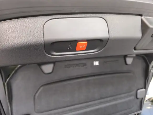 Peugeot 408 view 22