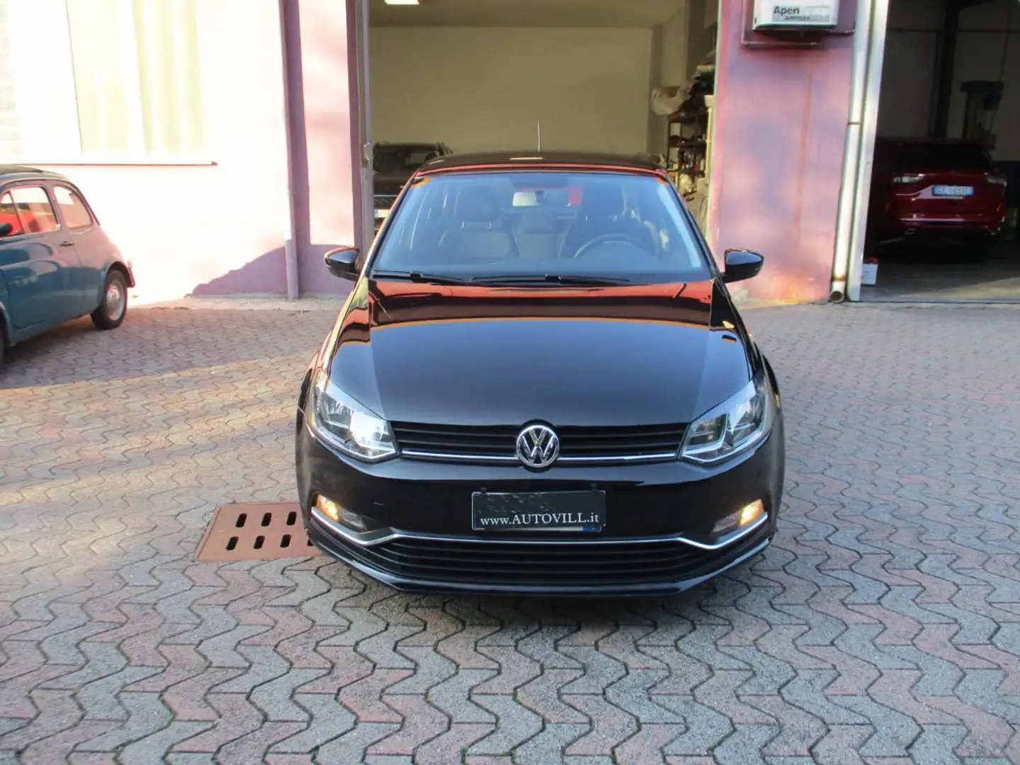 Volkswagen Polo 1.2 TSI DSG 5p. Comfortline BlueMotion Technology Zwart - 1