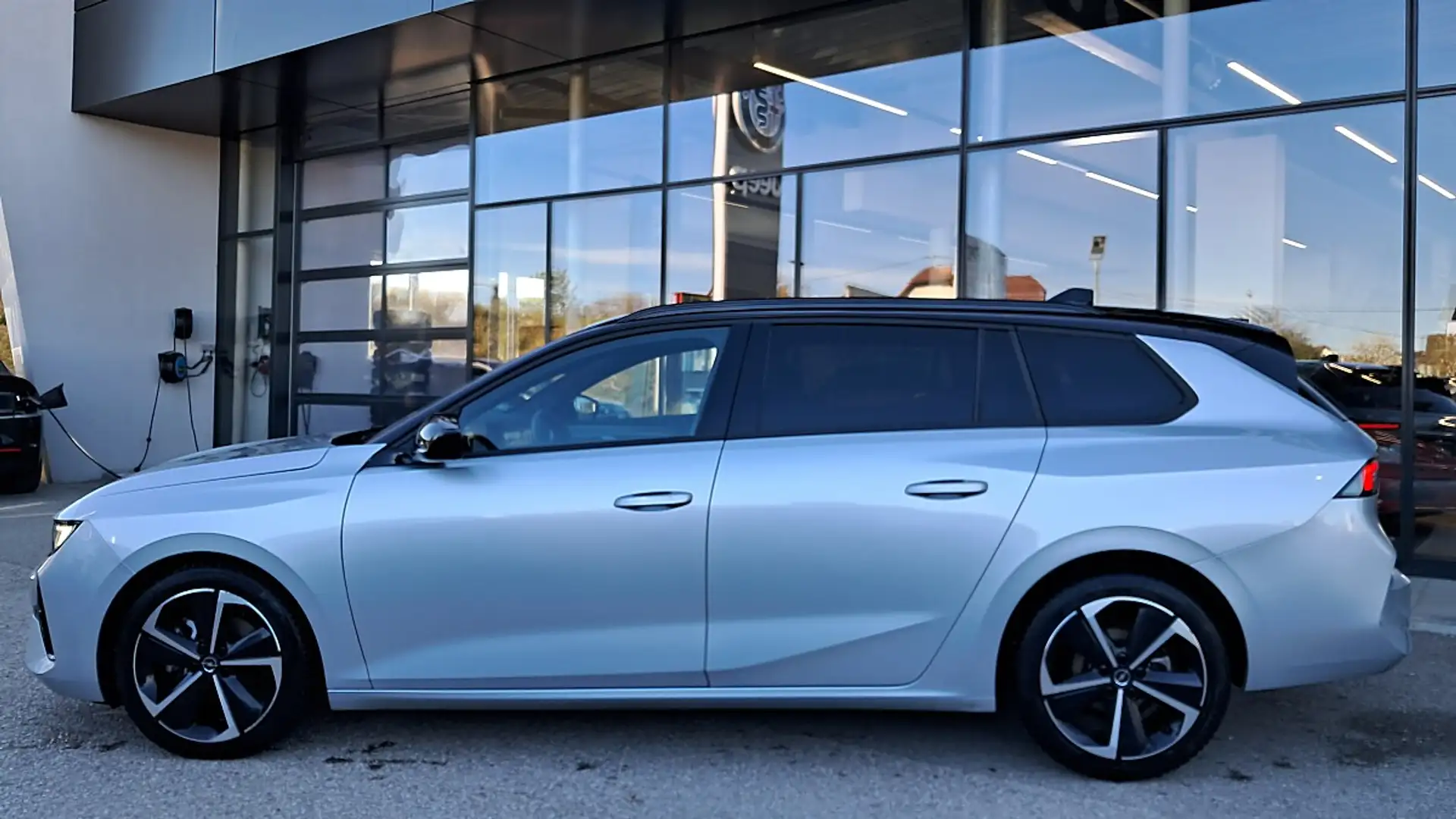 Opel Astra ST 1,5 CDTI GS Aut. Silber - 2