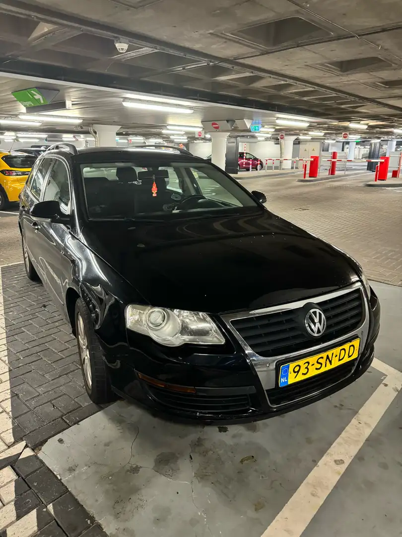 Volkswagen Passat Variant 1.6 Sportline Zwart - 1