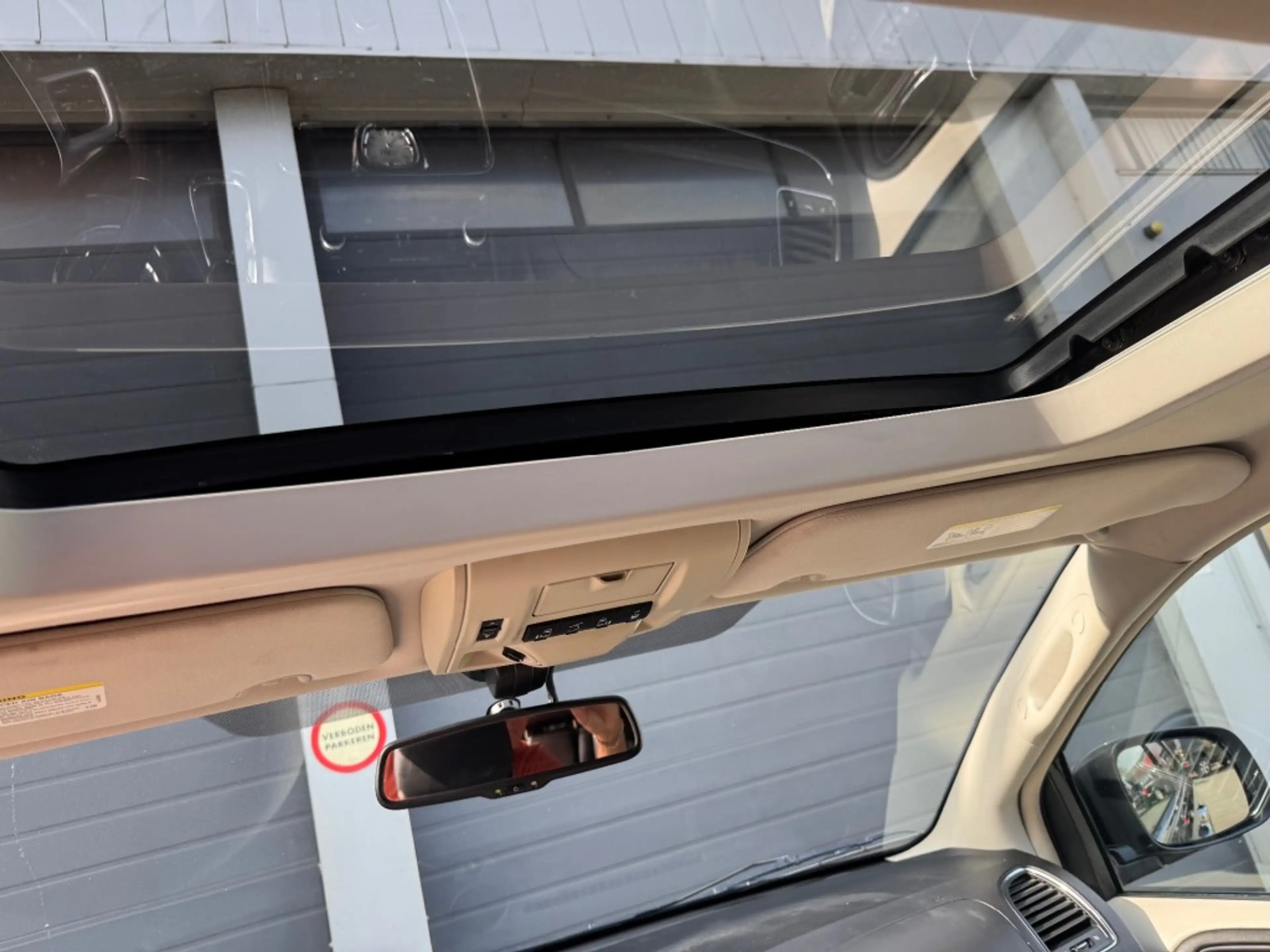 Lancia Voyager 3.6 TOURING — photo 14
