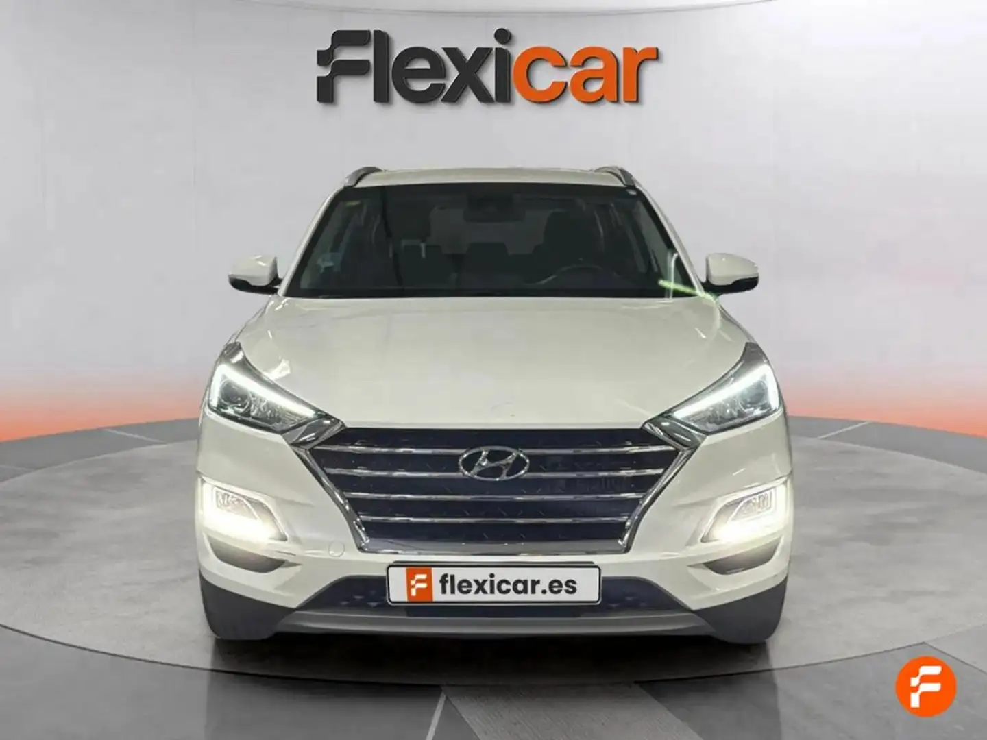 Hyundai TUCSON 1.6 CRDI 85kW (116CV) 48V SLE 4X2 Geel - 2