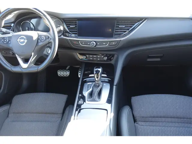 Opel Insignia view 10
