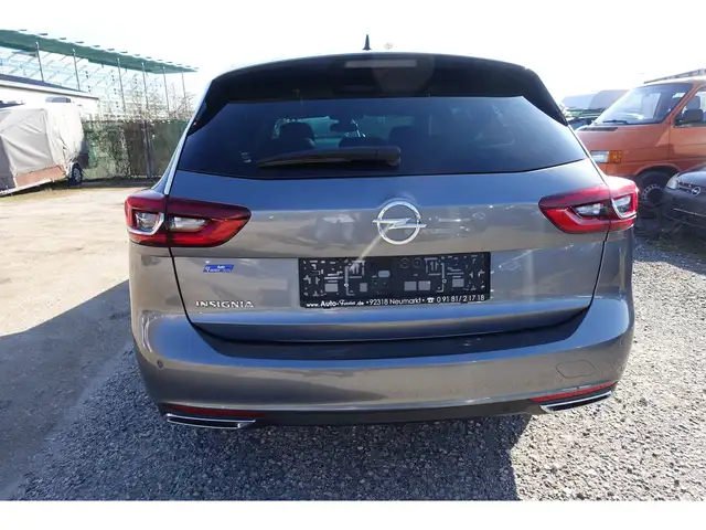 Opel Insignia view 5
