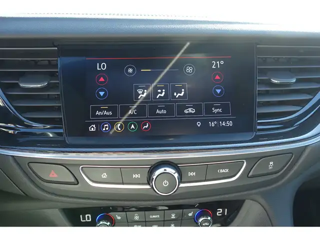 Opel Insignia view 13