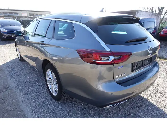 Opel Insignia view 6