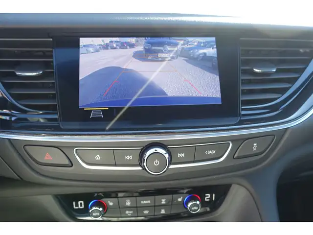 Opel Insignia view 14
