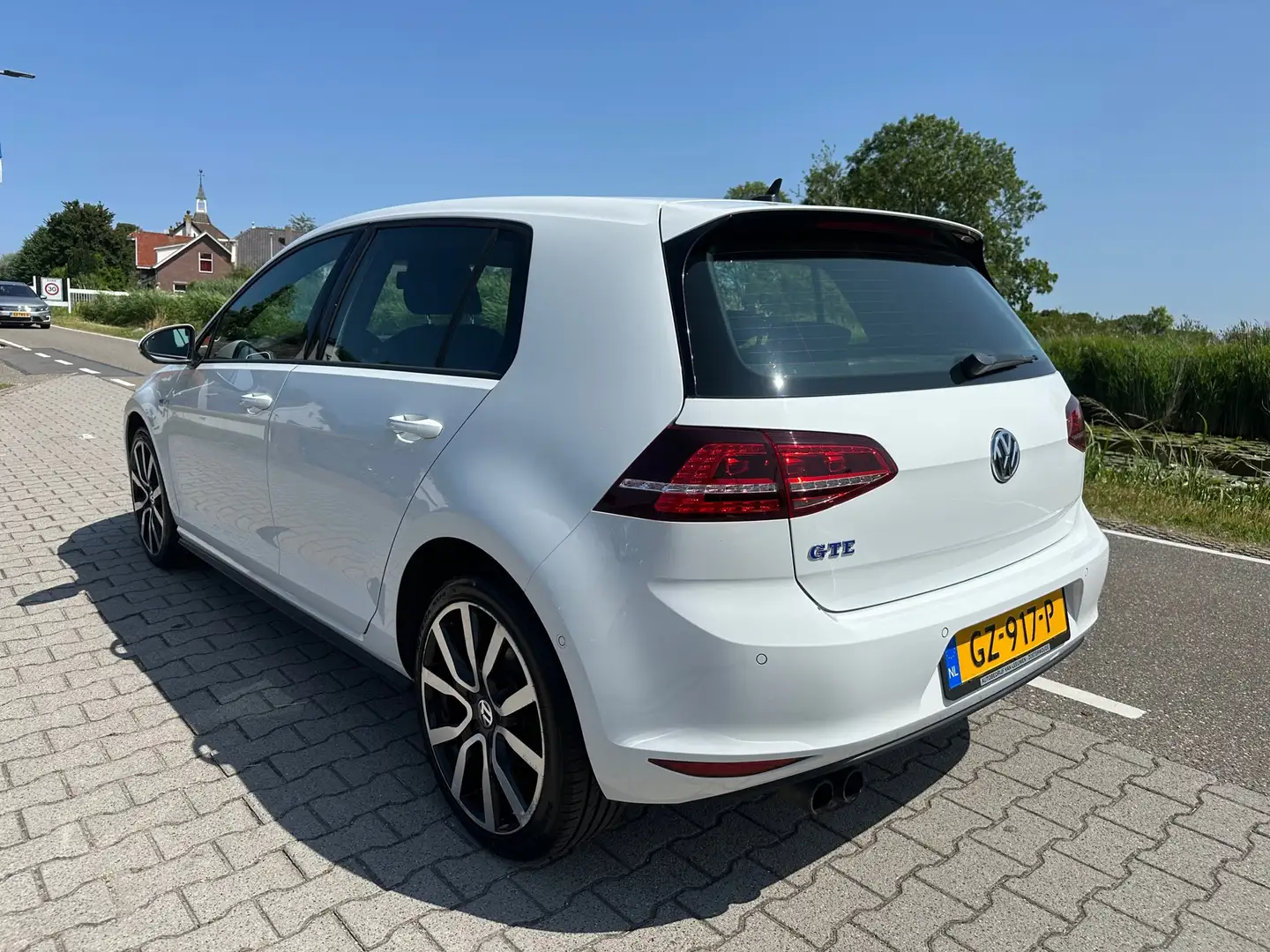 Volkswagen Golf GTE 1.4 TSI Carplay, Camera, Trekhaak, Park Assist Blanc - 2