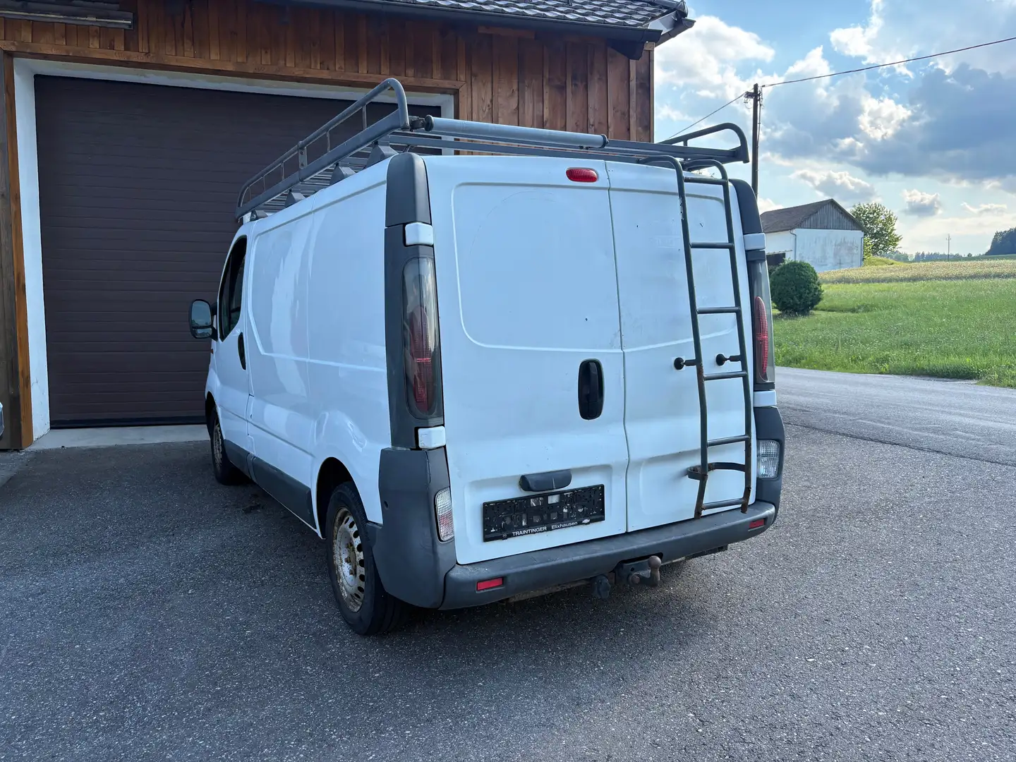 Opel Vivaro Vivaro Combi L2H1 1,9 DTI 2,9t lang Weiß - 2