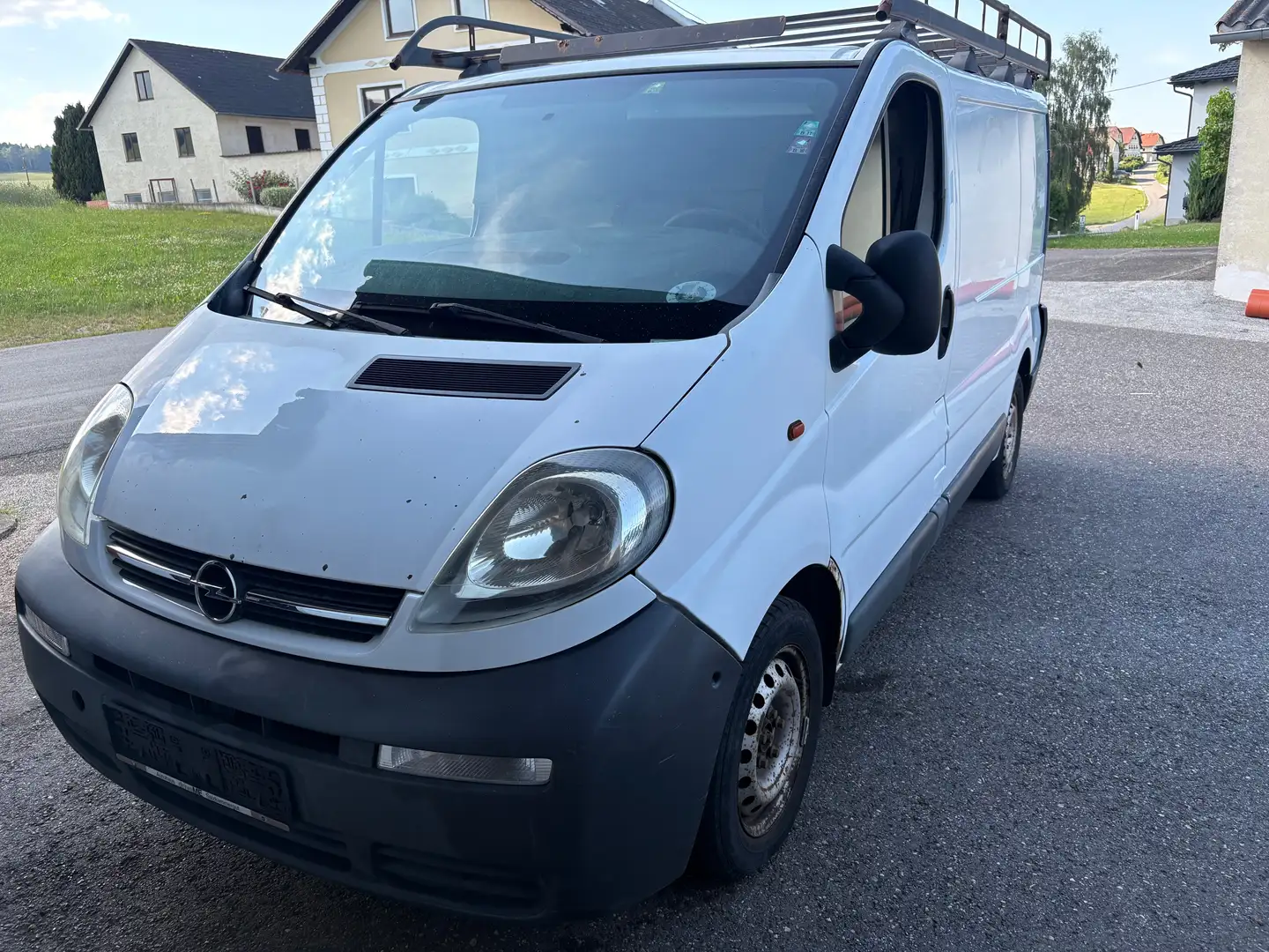 Opel Vivaro Vivaro Combi L2H1 1,9 DTI 2,9t lang Weiß - 1
