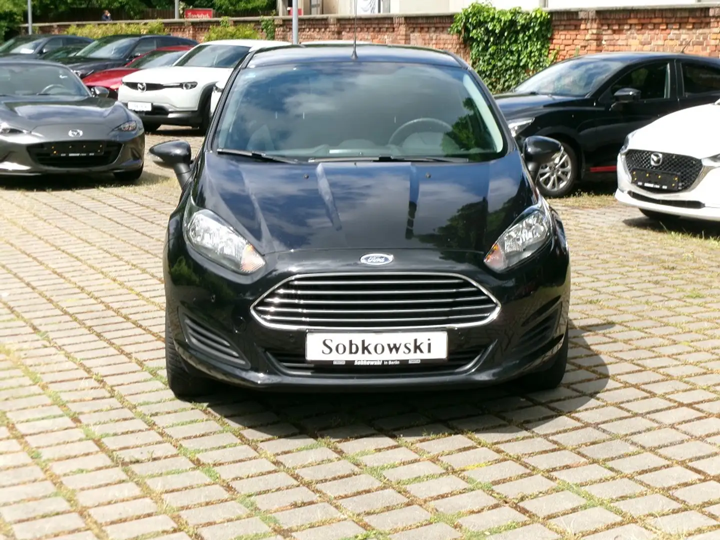 Ford Fiesta Schaltwagen Trend Schaltwagen Noir - 2