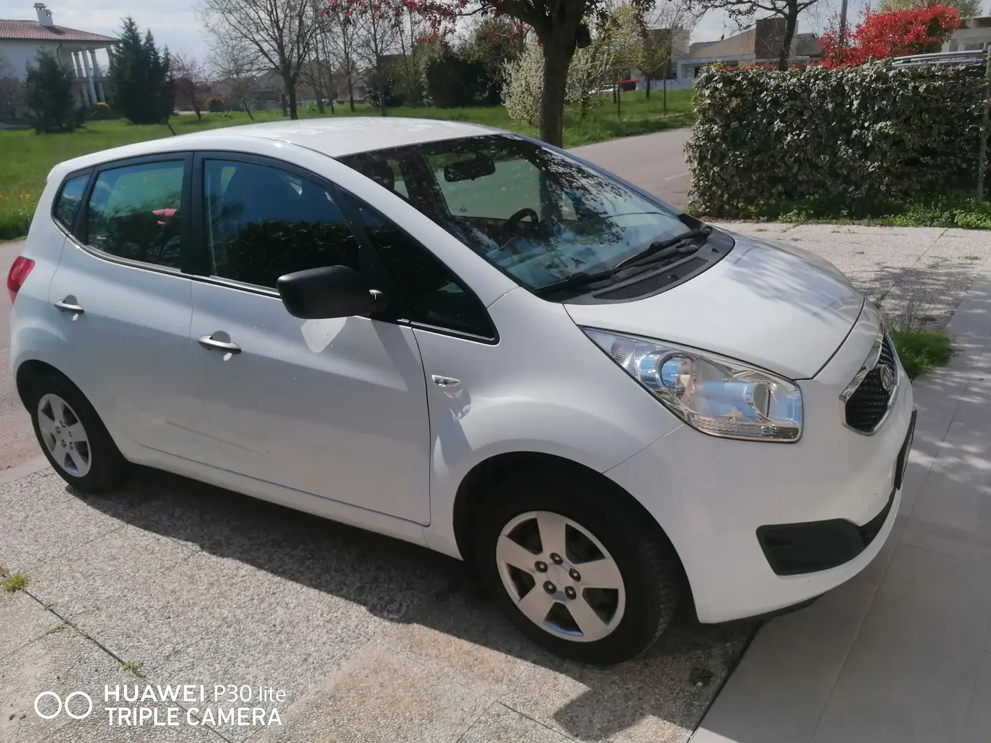 Kia Venga Venga 1.4 Easy eco-dynamics Gpl Blanco - 1