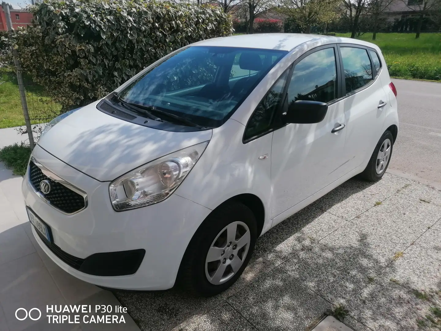 Kia Venga Venga 1.4 Easy eco-dynamics Gpl Blanco - 2