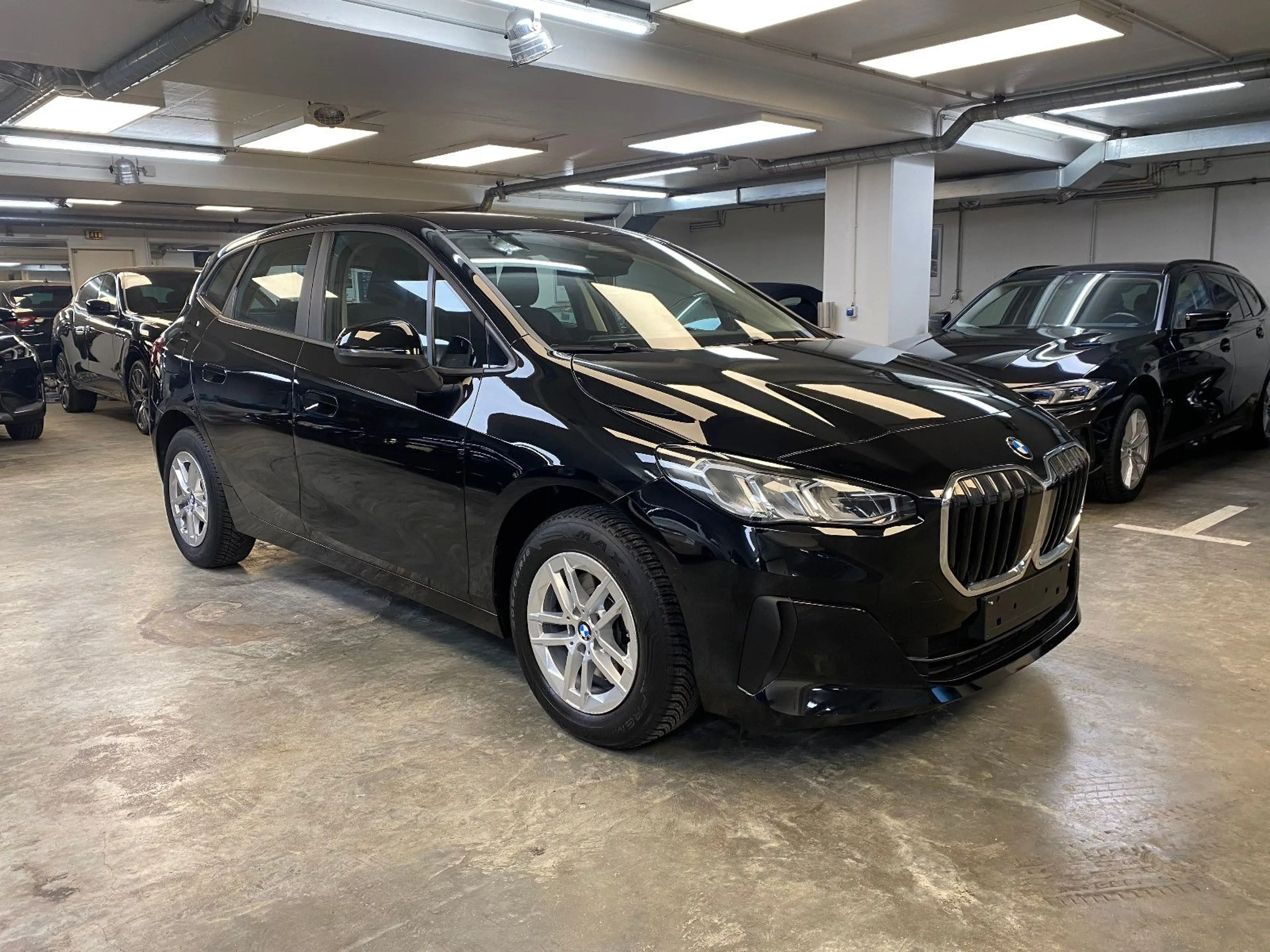 BMW 216 i Active Tourer FAHRSCHULE Autom. und Kamera — photo 6