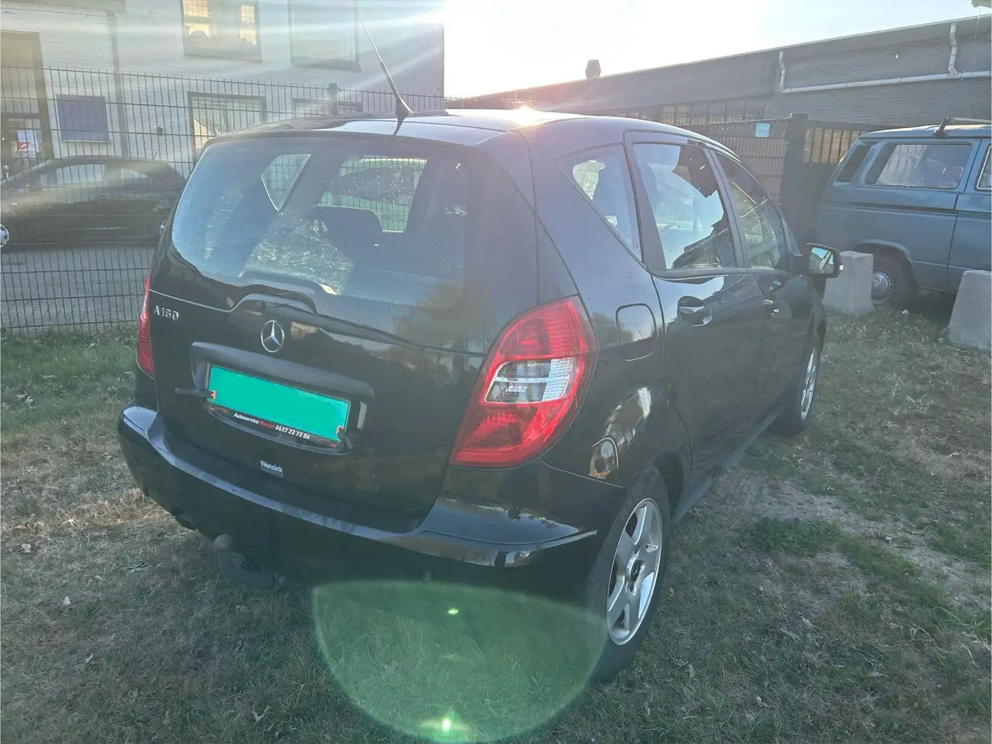 Mercedes-Benz A 160 BlueEFF Bns Cl. Černá - 2