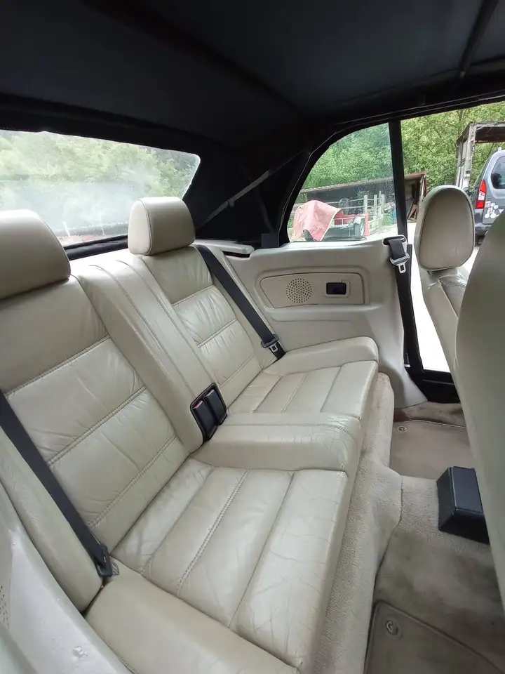 BMW 325i Aut., foto 2