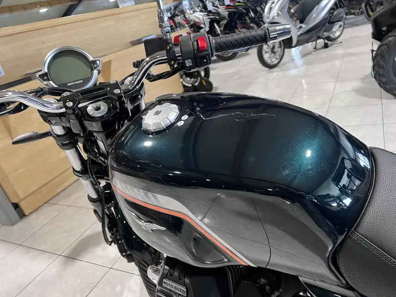 Moto Guzzi V 7 - foto 4