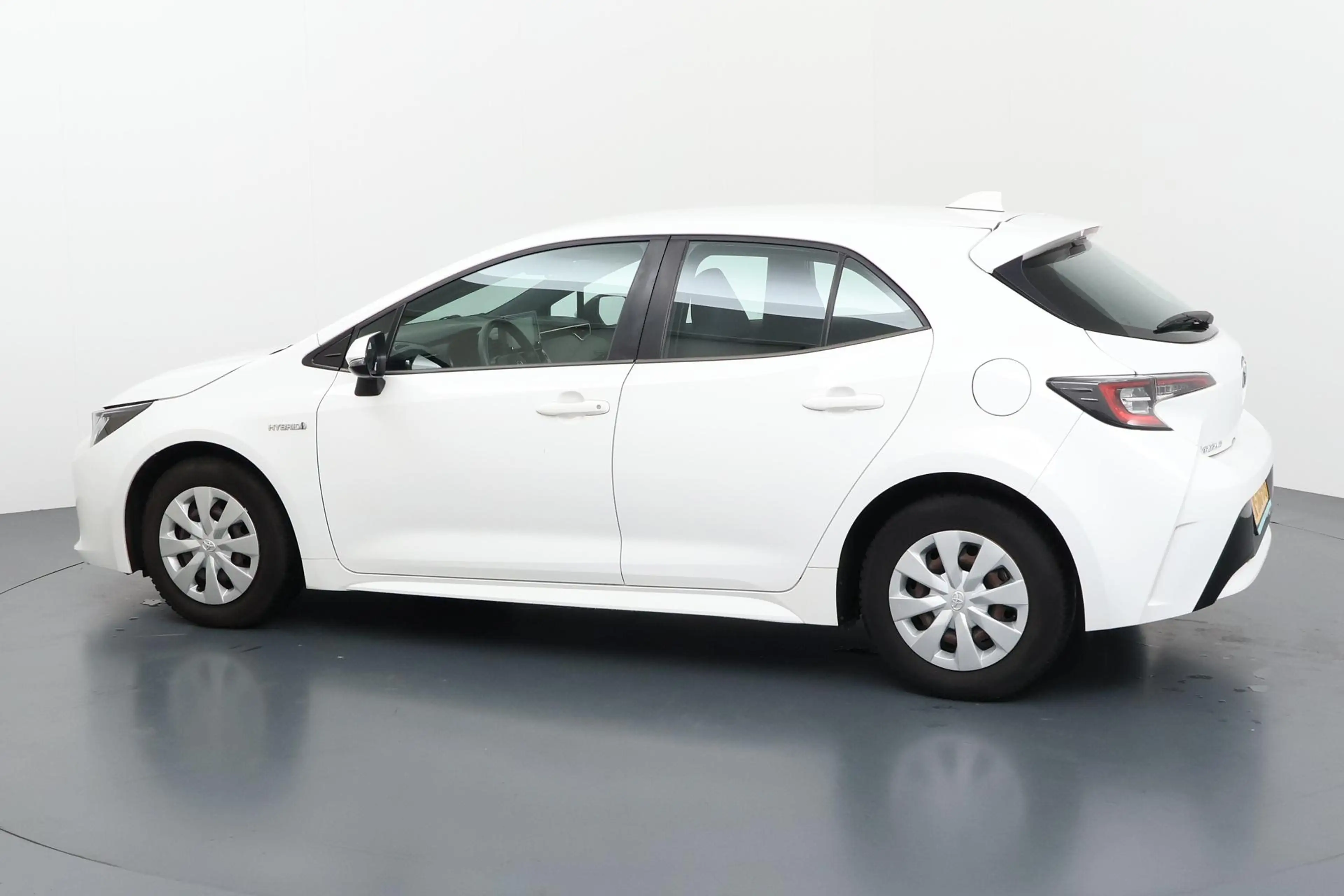 Toyota Corolla 1.8 Hybrid Comfort Zuinige hybride met een uitstek — photo 21
