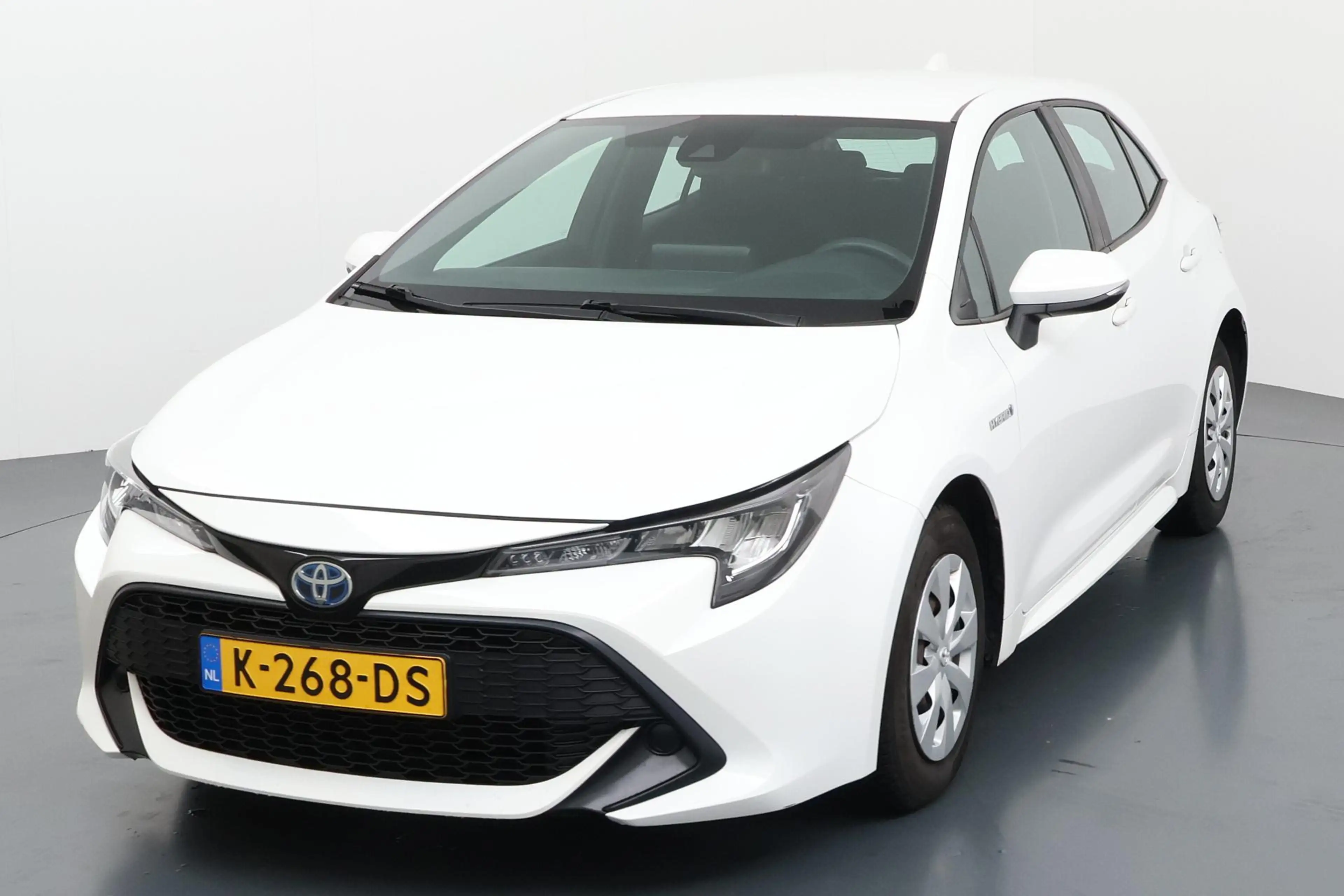 Toyota Corolla 1.8 Hybrid Comfort Zuinige hybride met een uitstek — photo 18