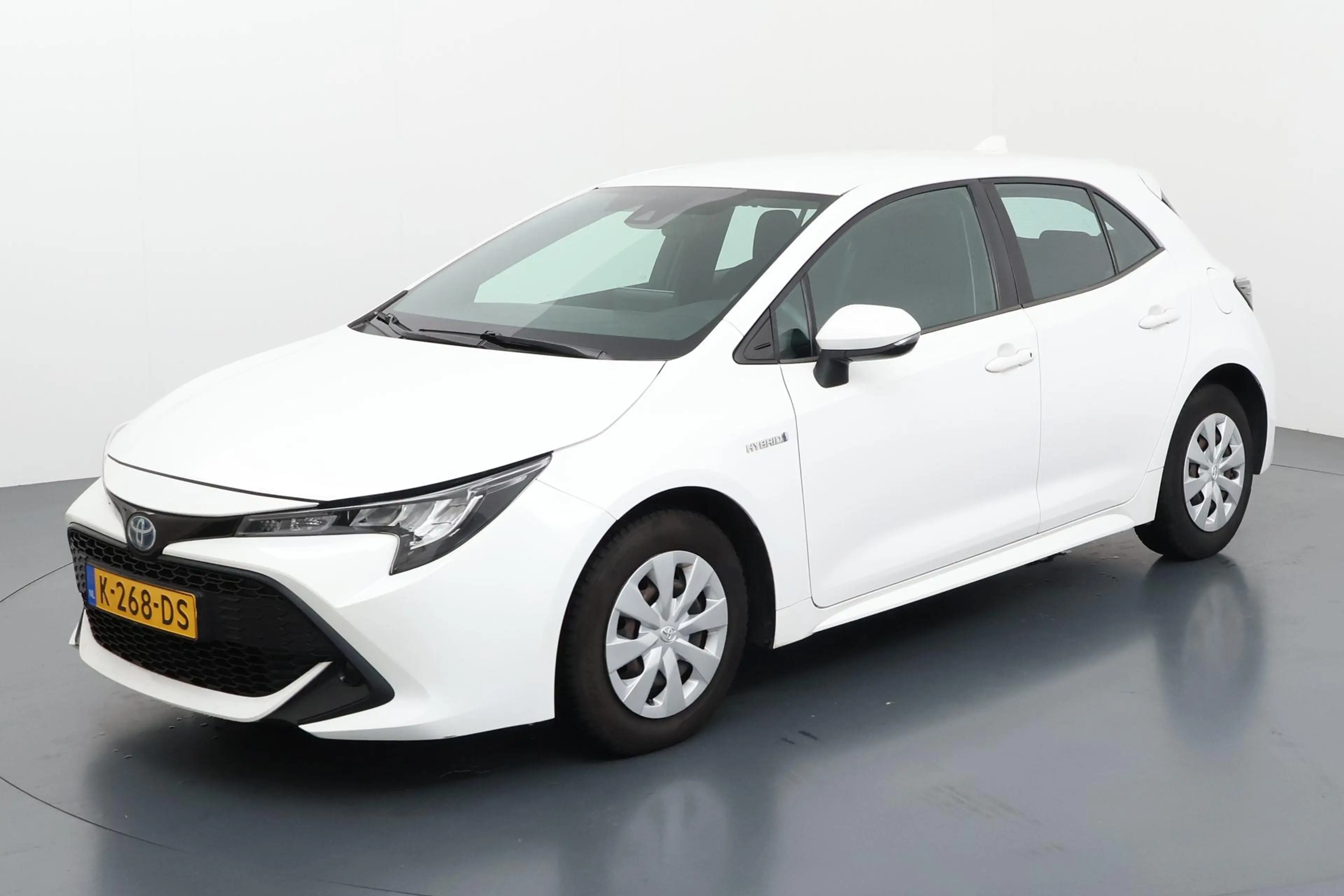 Toyota Corolla 1.8 Hybrid Comfort Zuinige hybride met een uitstek — photo 4